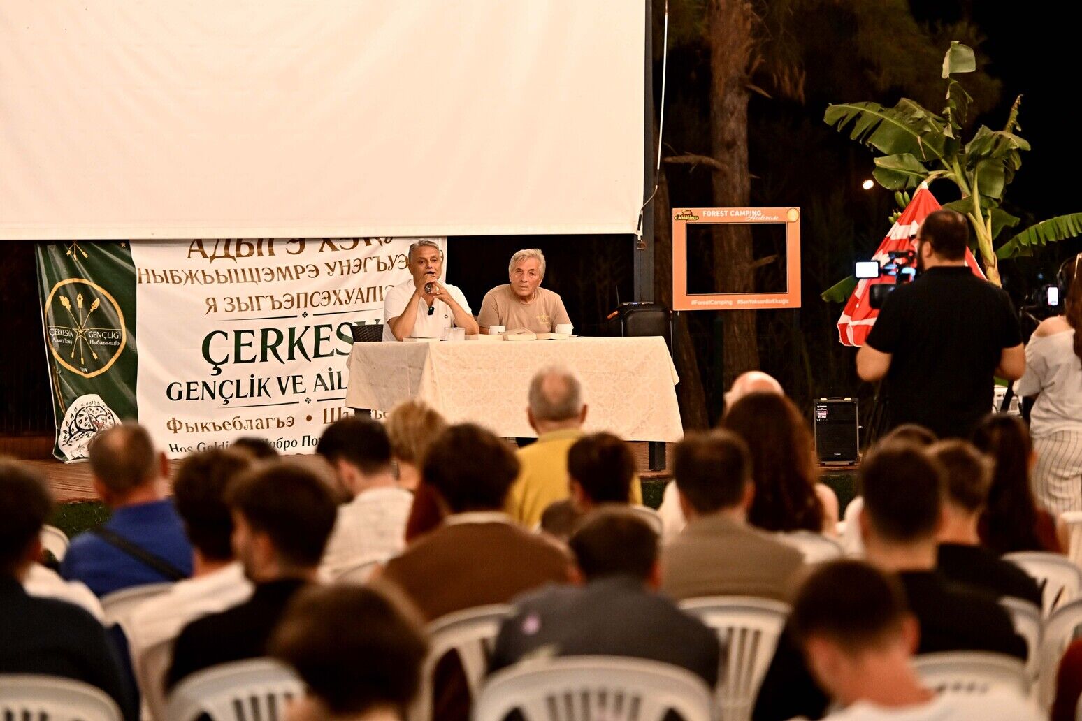 Muratpaşa Belediye Başkanı Ümit Uysal’dan Çöl Benzetmesi (1)