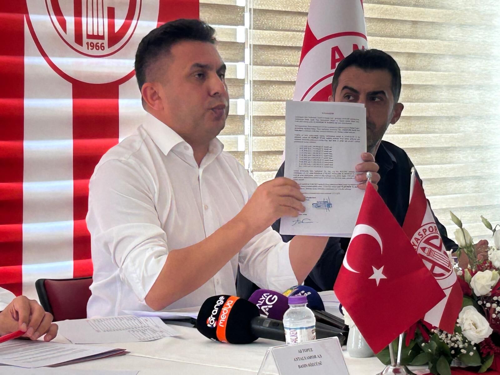 Mustafa Ergün’den Çok Önemli Açıklamalar! Antalyaspor’un Merak Edilenlerini Anlattı (1)