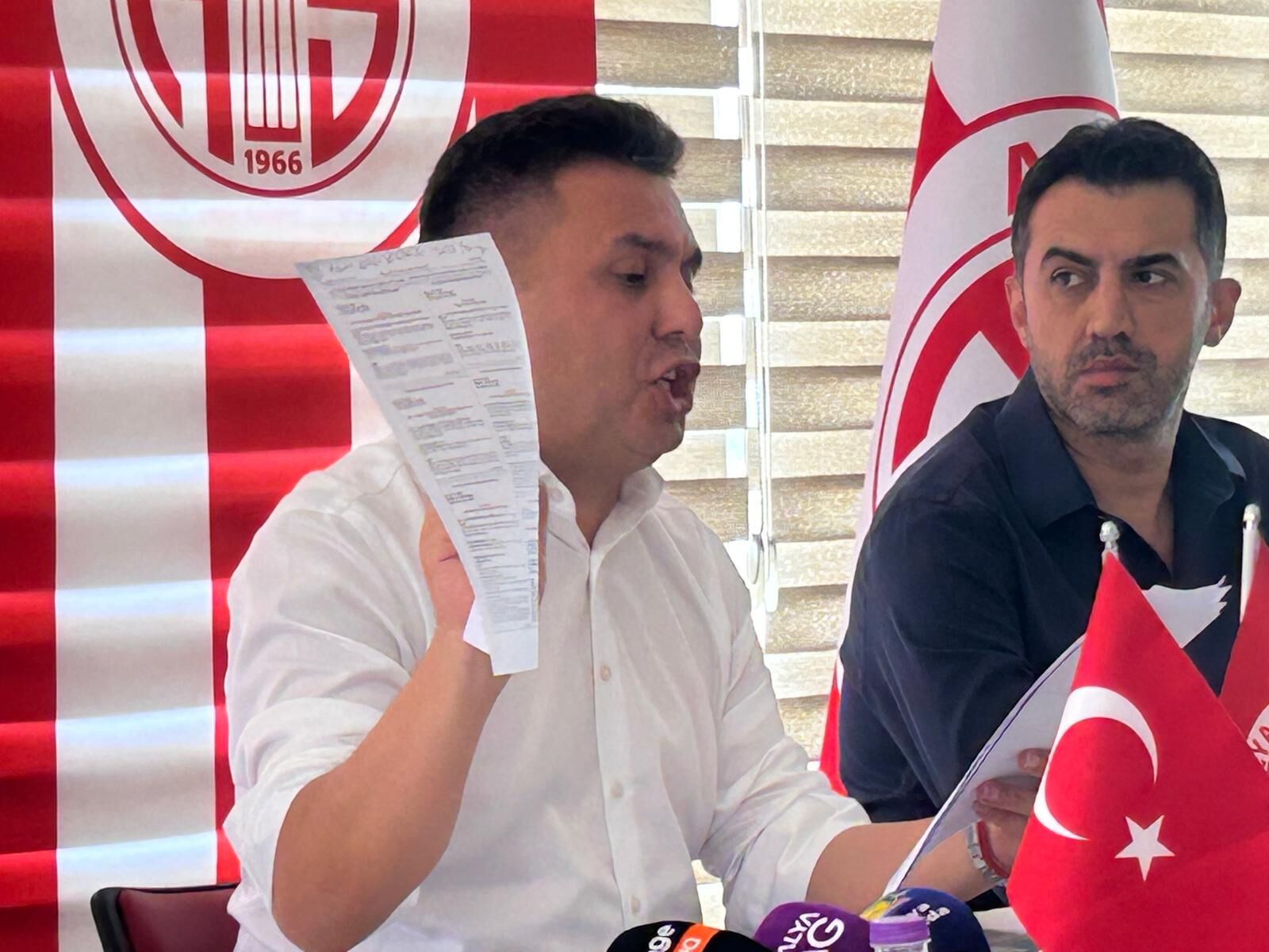 Mustafa Ergün’den Çok Önemli Açıklamalar! Antalyaspor’un Merak Edilenlerini Anlattı (5)