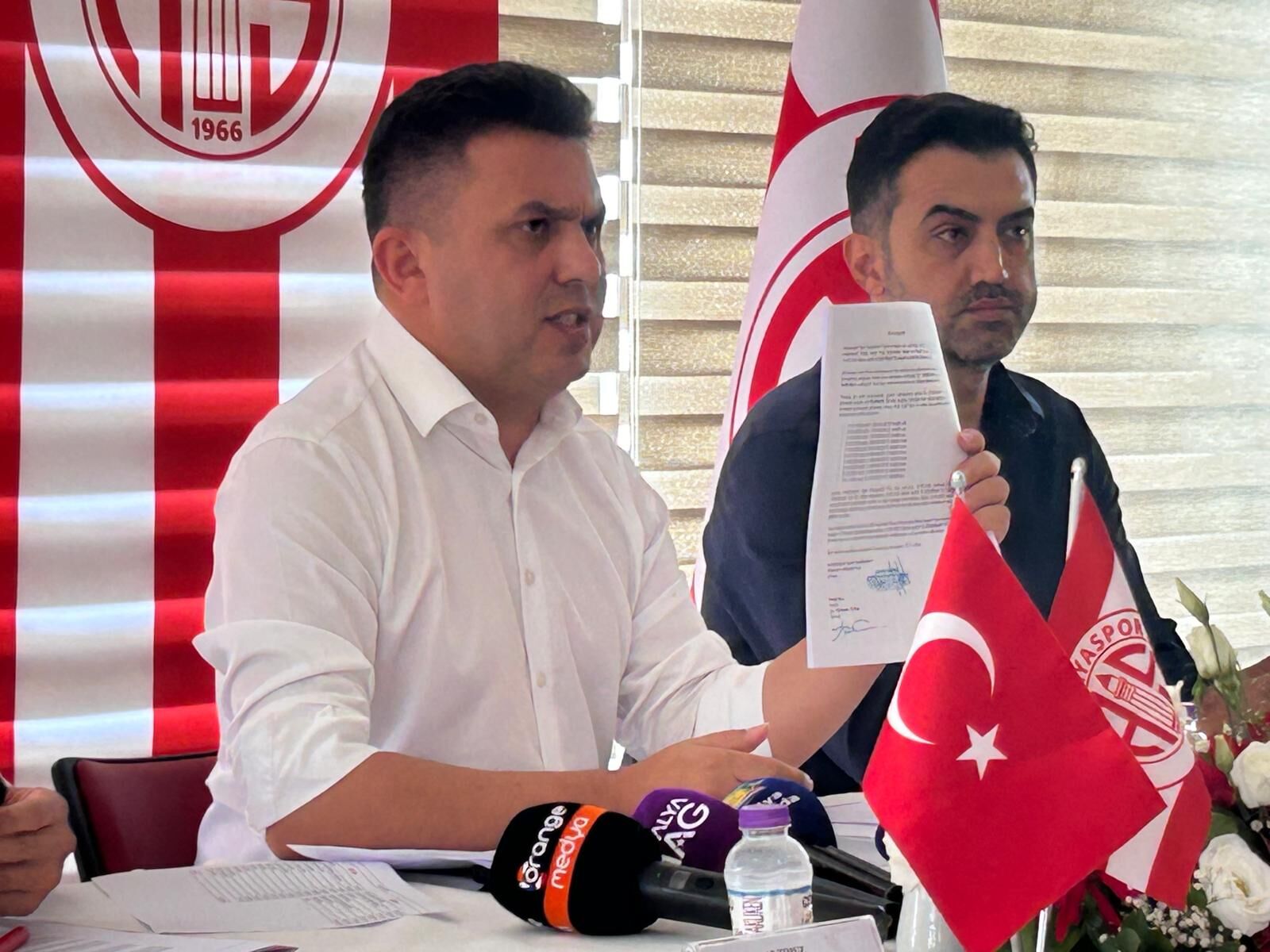 Mustafa Ergün’den Çok Önemli Açıklamalar! Antalyaspor’un Merak Edilenlerini Anlattı (6)
