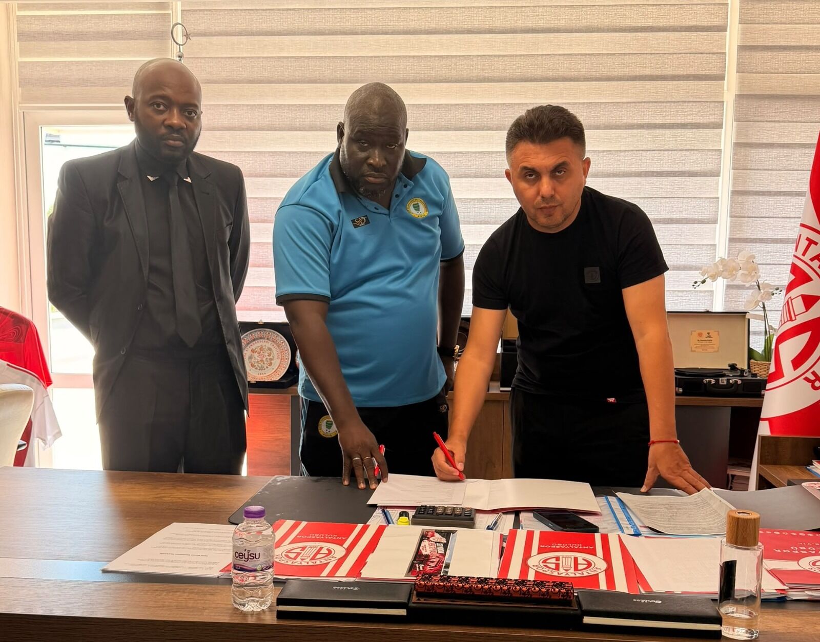Nijerya Ekibi Niger Tornadoes Ile Antalyaspor Kardeş Kulüp Oldu (5)