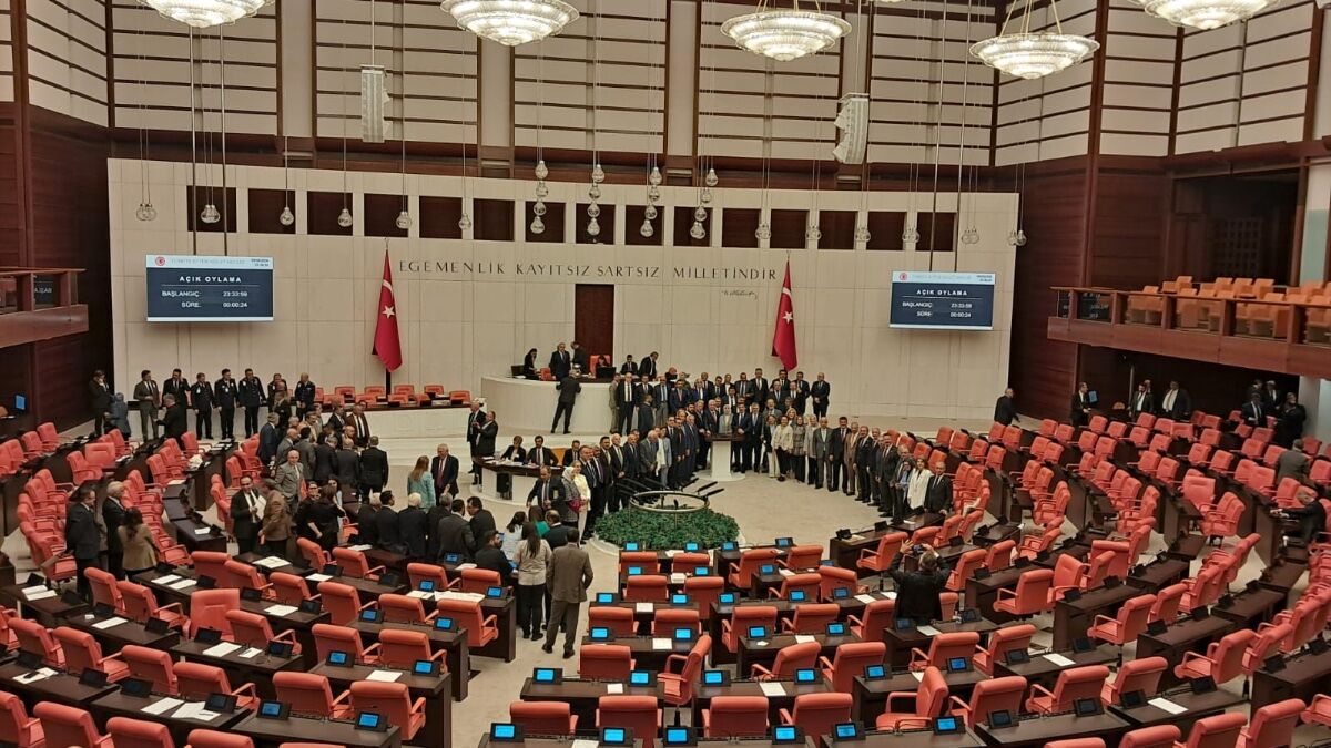 Yeni Karara Dikkat Çekti; “Kürtlere Büyük Hakaret” (3)