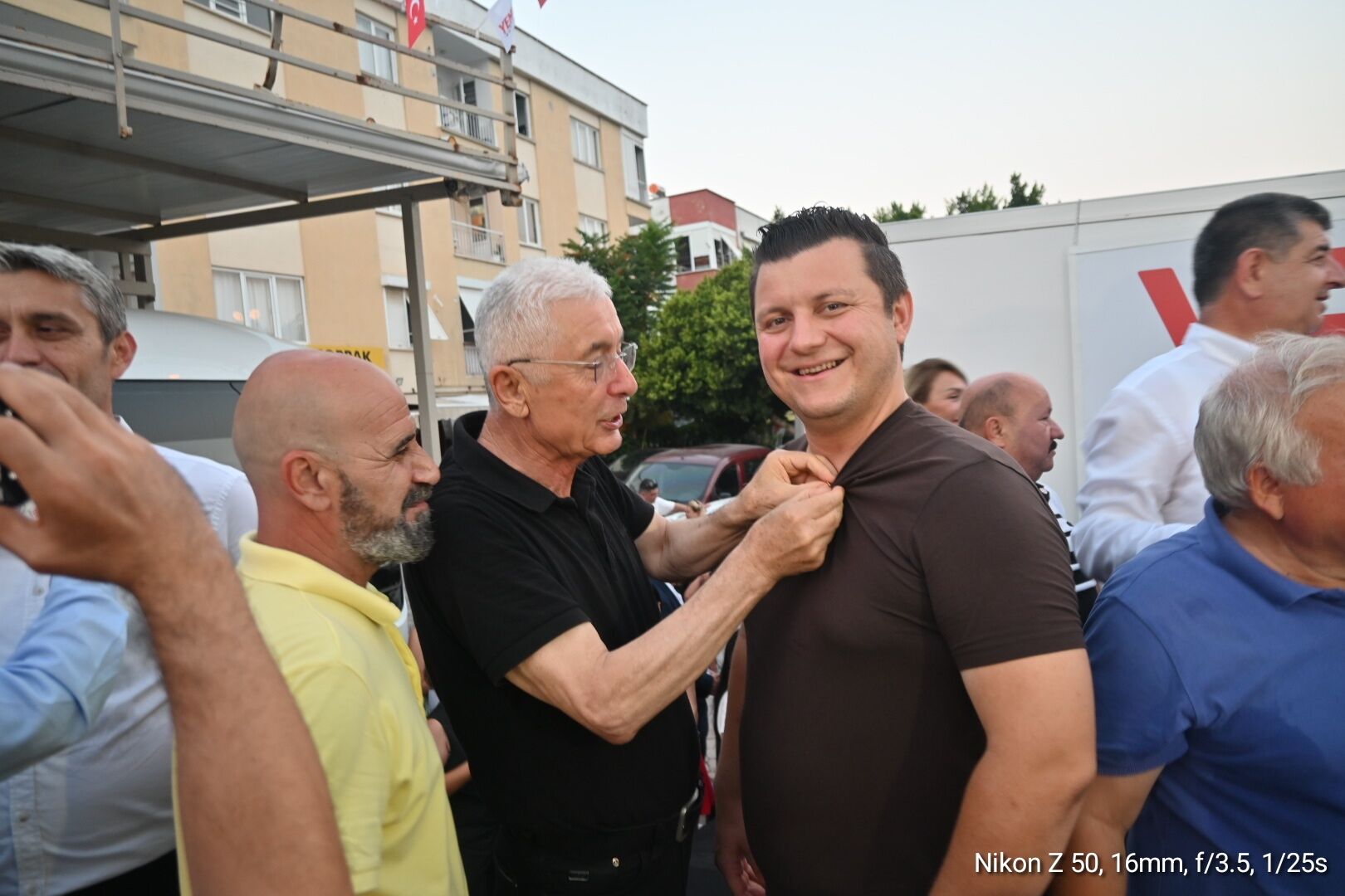 Yeni Parti Kepezde Acilis Toreninde Govde Gosterisi Yapti (11)