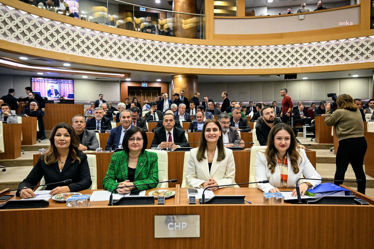 Yeni Parti’den Antalya Büyükşehir Meclisi’ne Açık Kapı Mesajı (2)-1