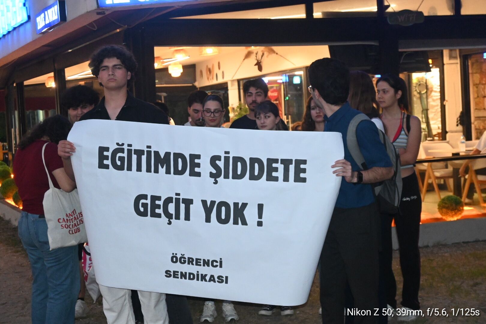 Akdeniz Universitesinde Istifa Sesleri Yukseldi (1)