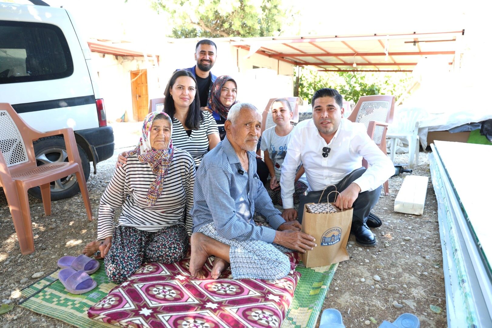 Aksu Belediyesi Gazileri Unutmadı (2)