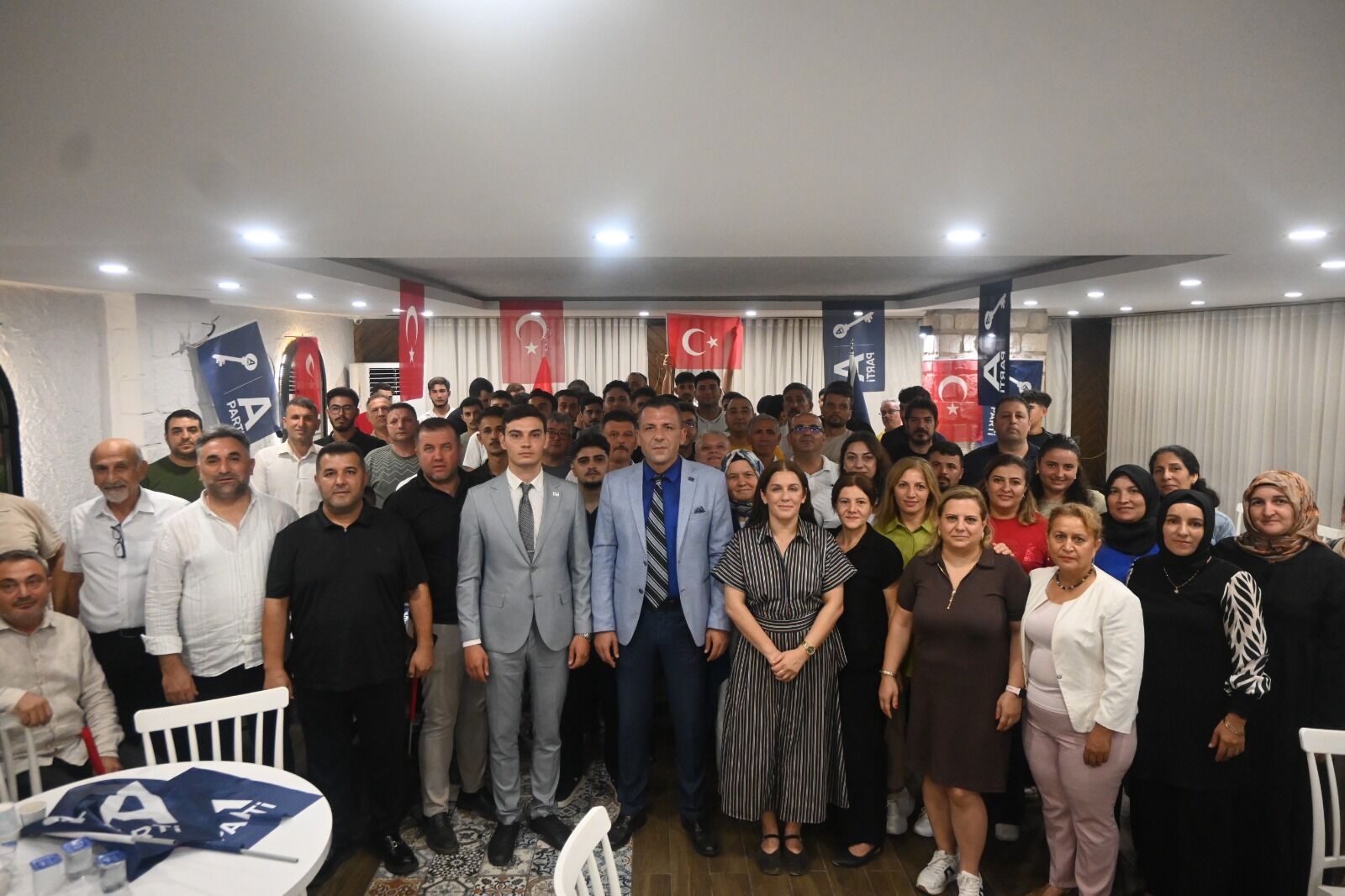 Anahtar Parti Kepez’de Gençlik Yapılanması Ergül’e Emanet Etti (4)