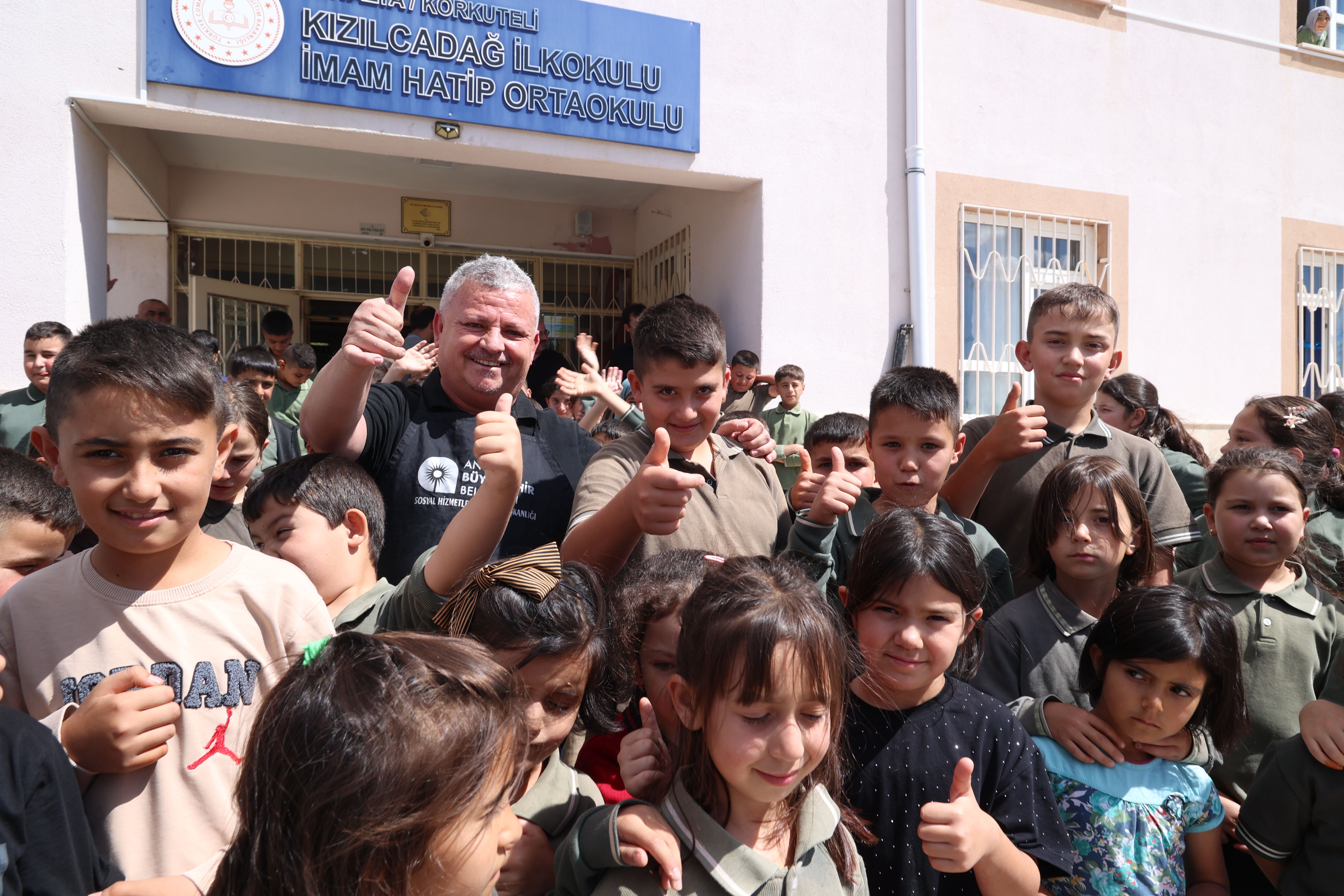 Antalya Büyükşehir Belediyesi Aileleri Tıraş Maliyetinden Kurtardı (4)