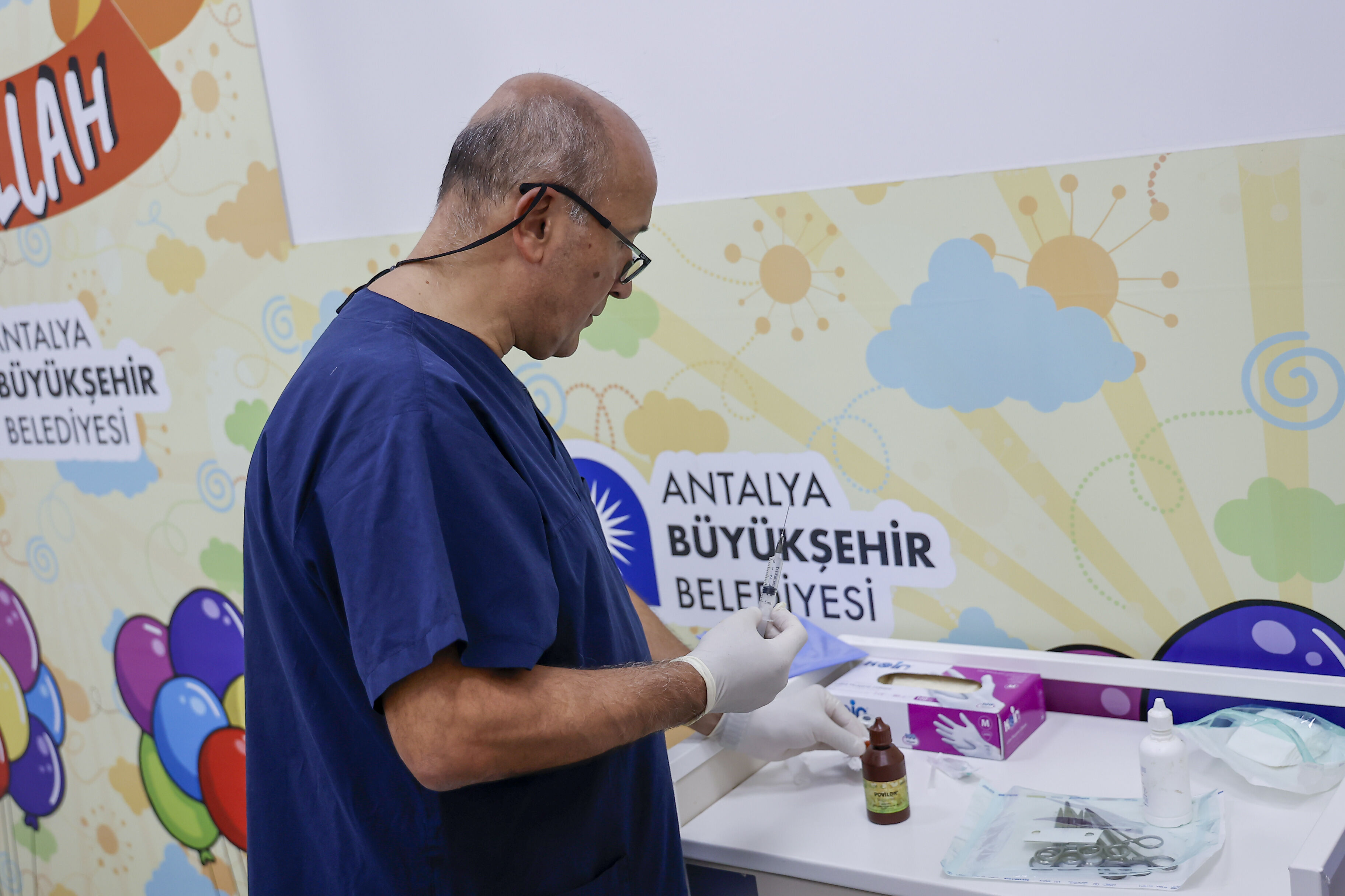 Antalya Büyükşehir Belediyesi’nden Ücretsiz Sünnet (3)