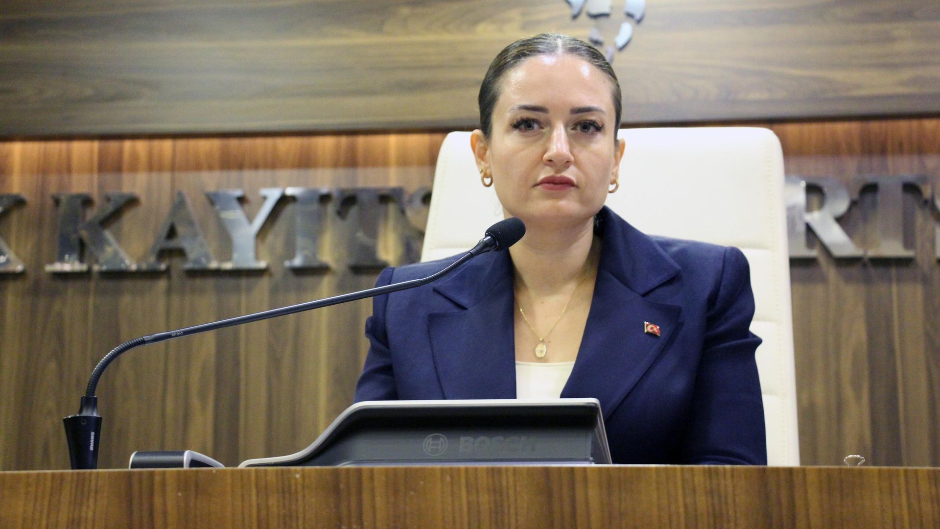 Antalya Büyükşehir’de Kadrolar Sil Baştan! 14 Ayda 50’Nin Üzerinde Bürokrat Değişti (1)