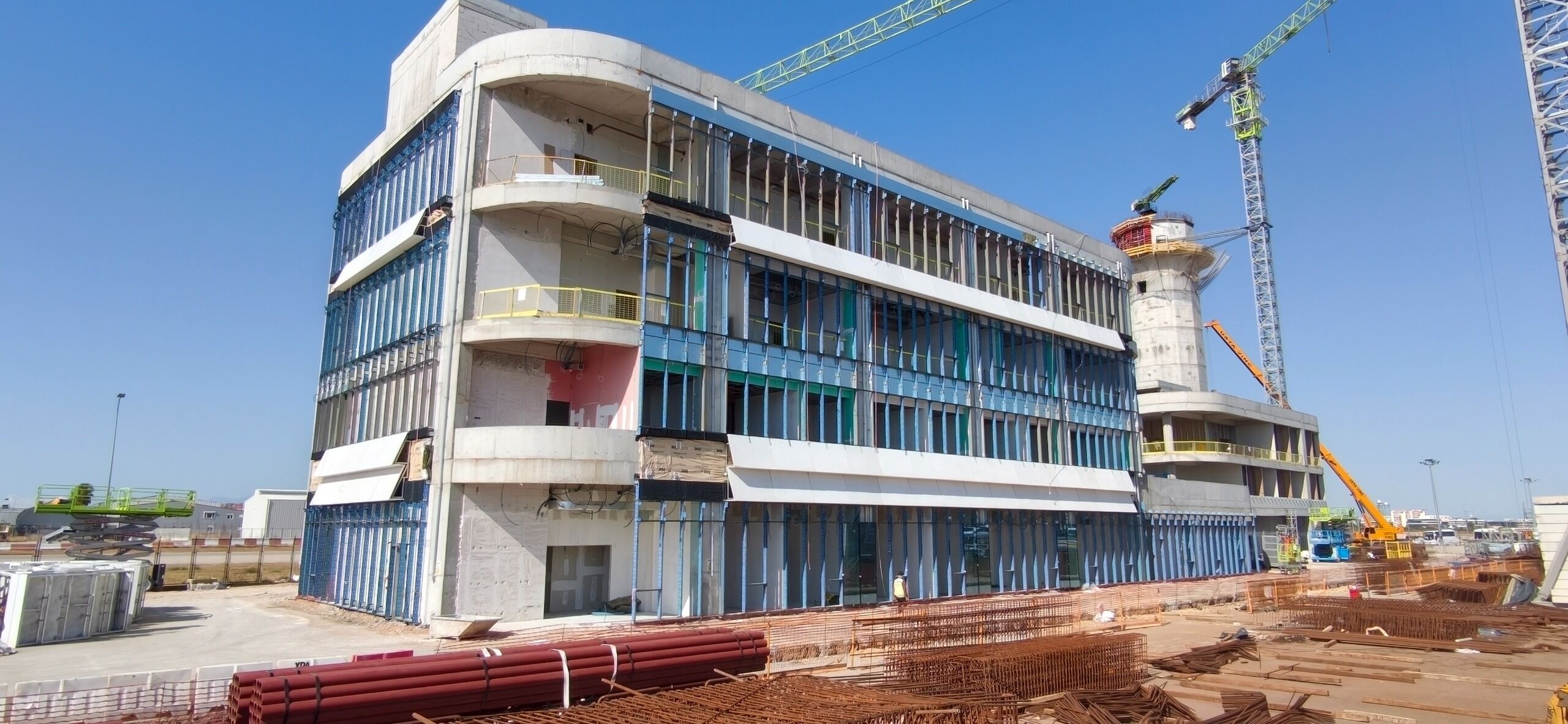 Antalya Havalimani 77 Metrelik Yeni Kule