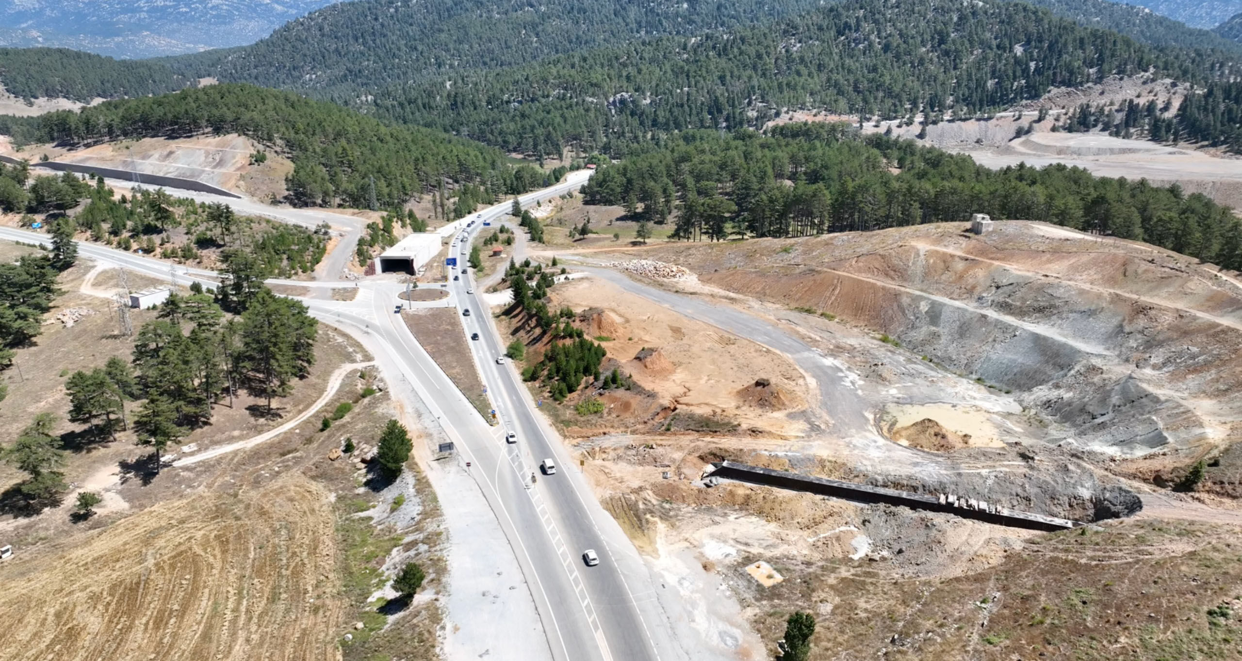 Antalya Konya Yolunda Büyük Dönüşüm! Alacabel Tüneli’nde Sona Gelindi (10)