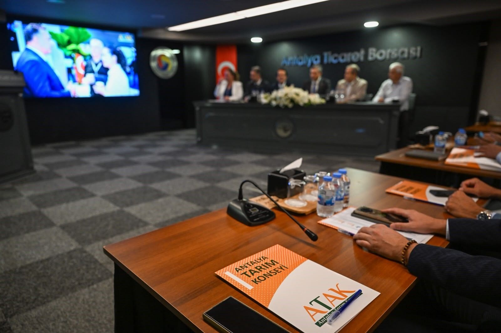 Antalya Tarımında ‘Yeni Tip’ Dönem! Seralar Ele Alınacak (2)