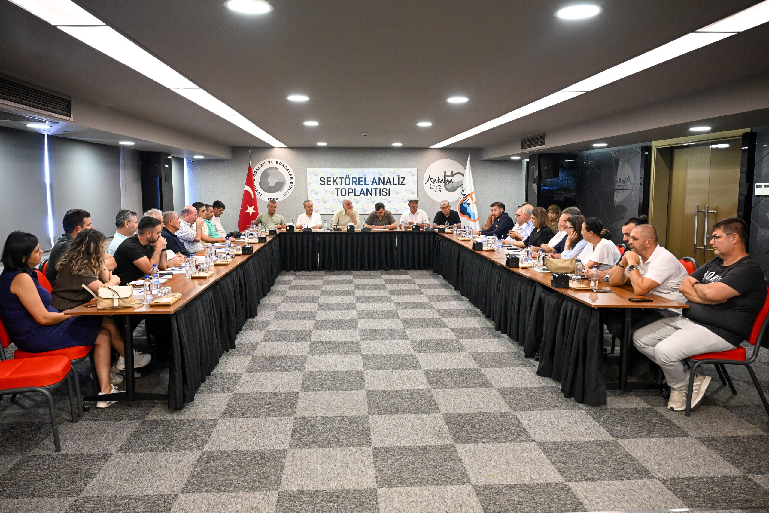 Antalya Zeytininde Rekolte Beklentisi Yüzde 40 Yükseldi! Yeni Hedef 70 Bin Ton (1)