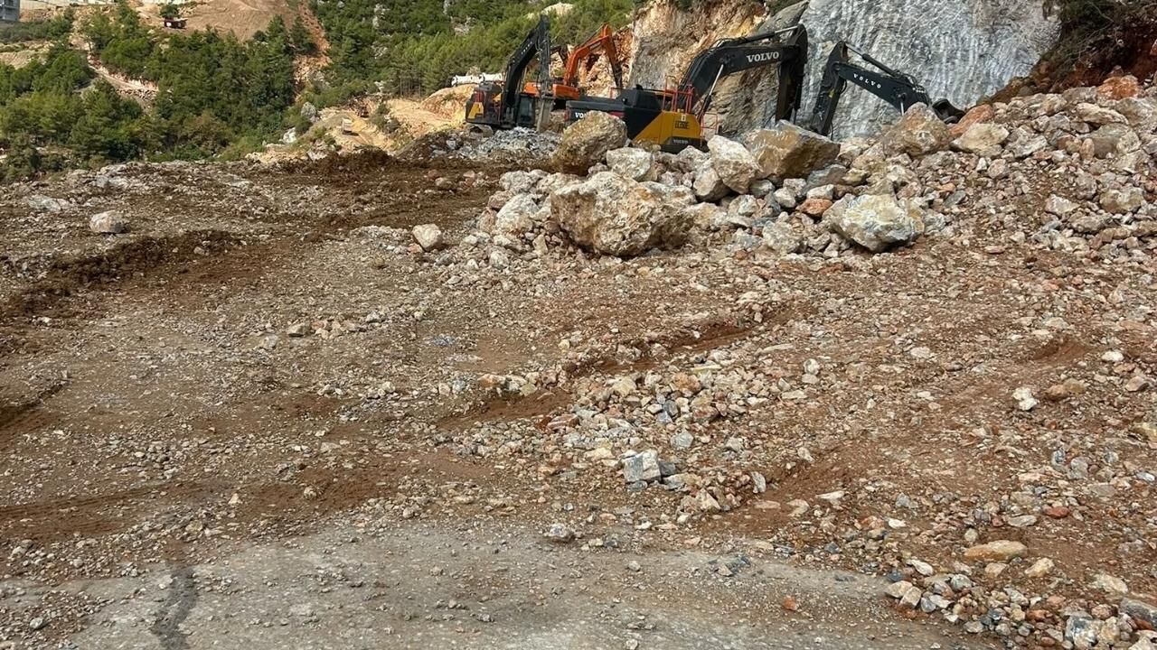 Antalya’da 452 Toki̇ Konutu Için Alarm! Muhtar Feryat Etti (2)