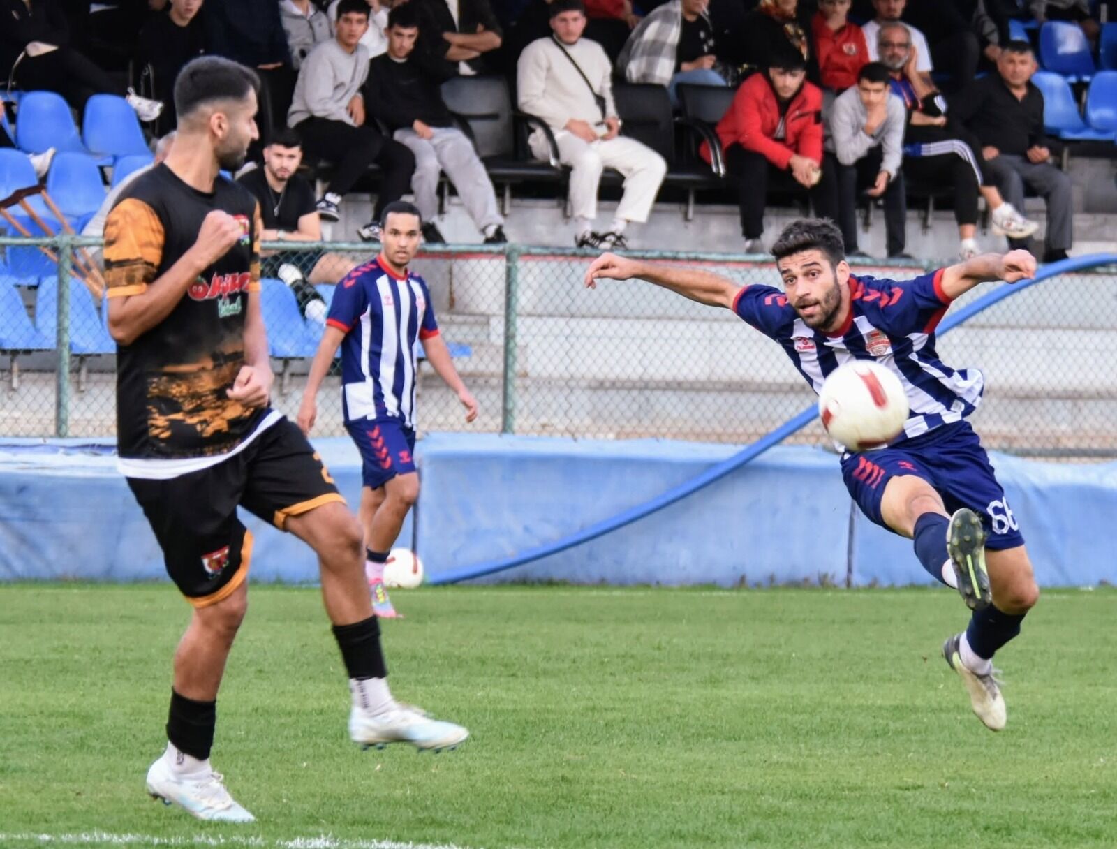 Antalya’da Amatör Sezon, Gol Yağmuru Ile Açıldı (2)