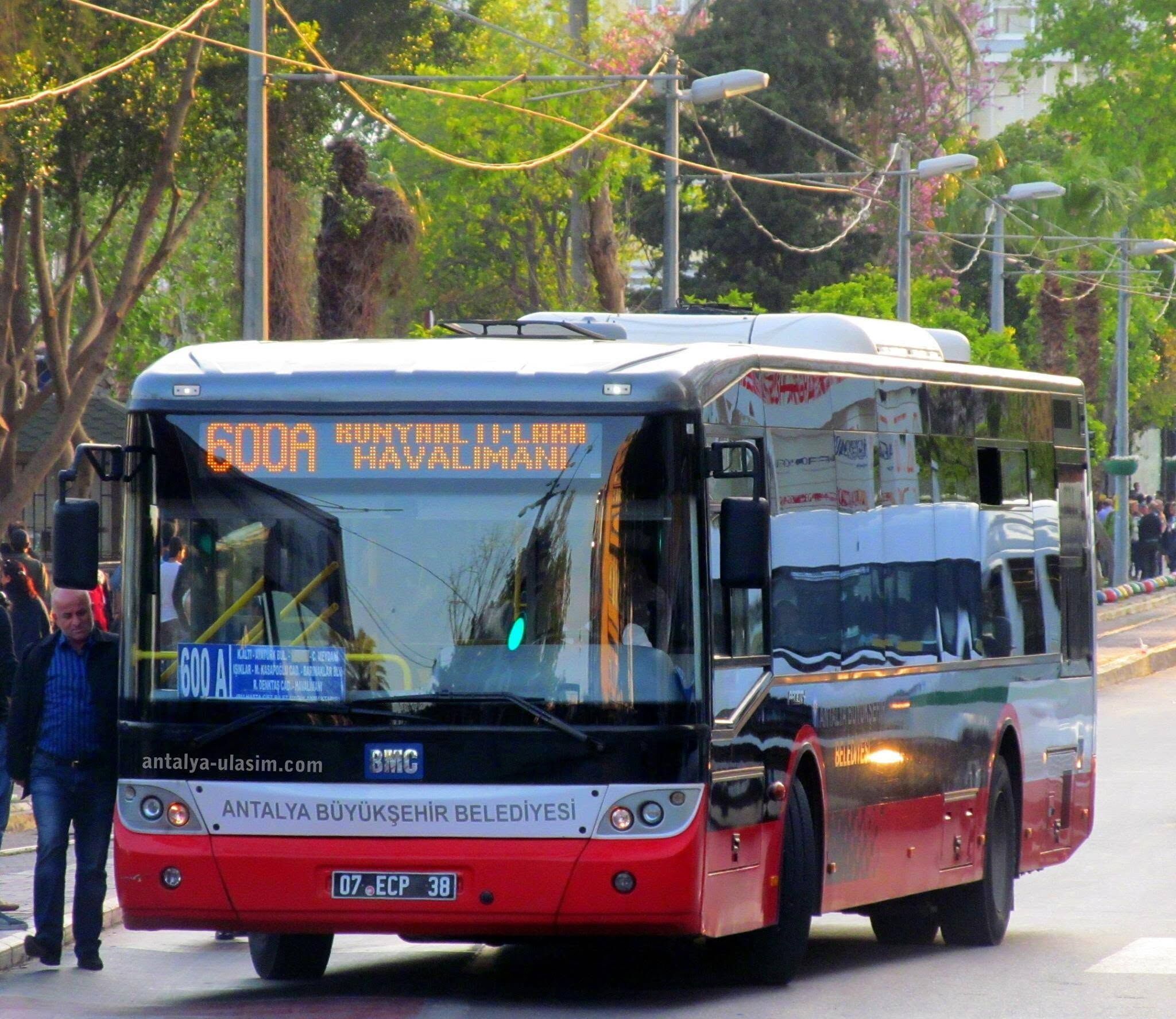 Antalyada Gece Otobus Gecen Mahalleler (4)