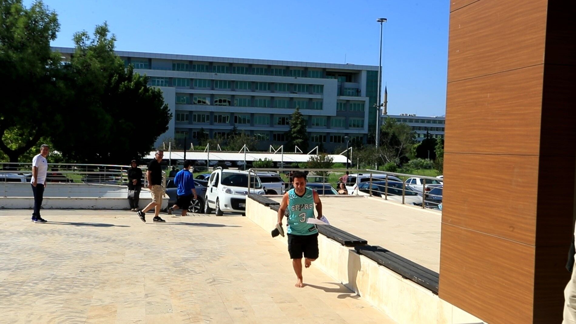 Antalya’da Kpss Sınavını Saniyelerle Kaçırdı (1)