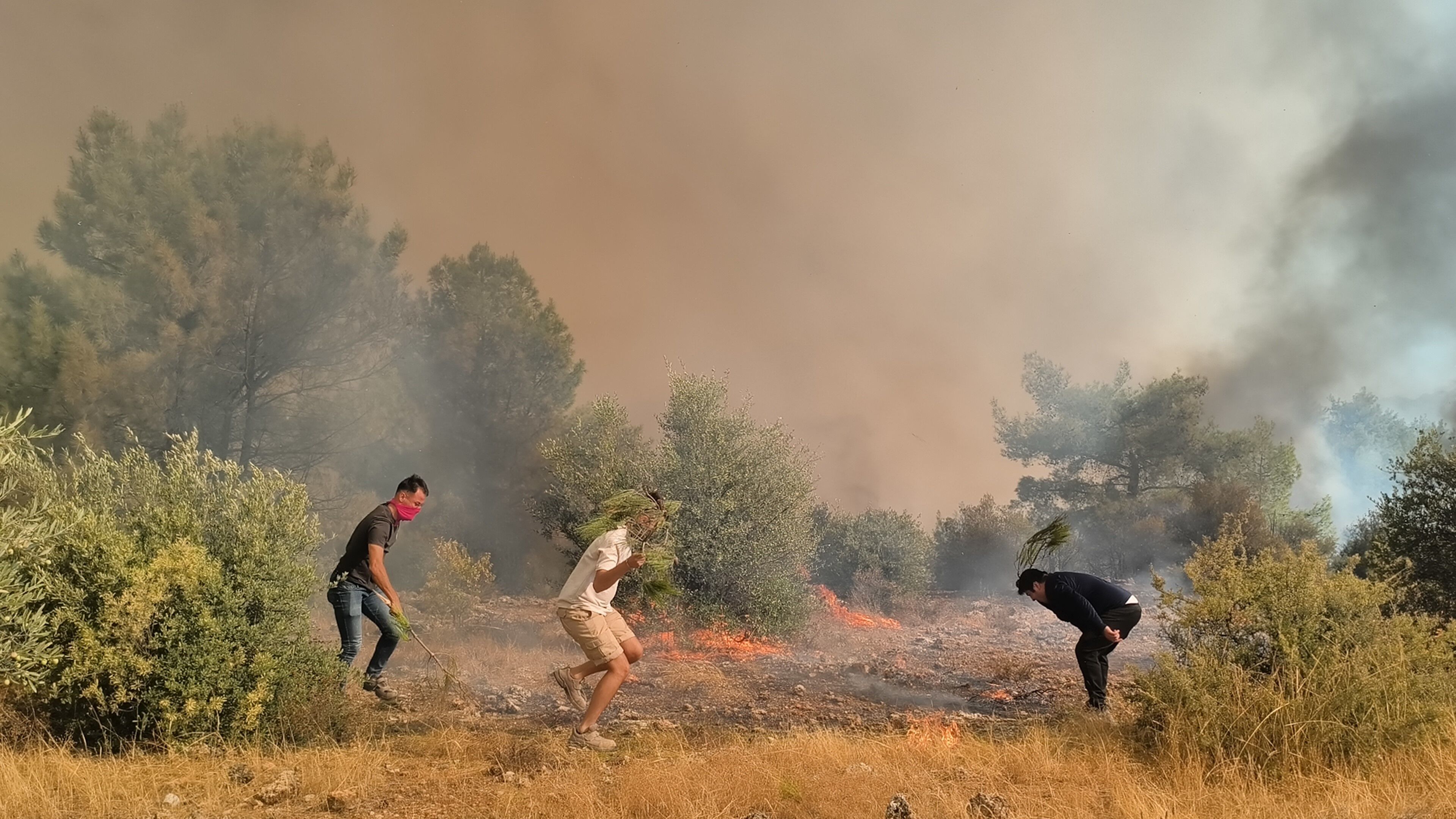 Antalya’da Yangına Havadan Yoğun Müdahale! (5)