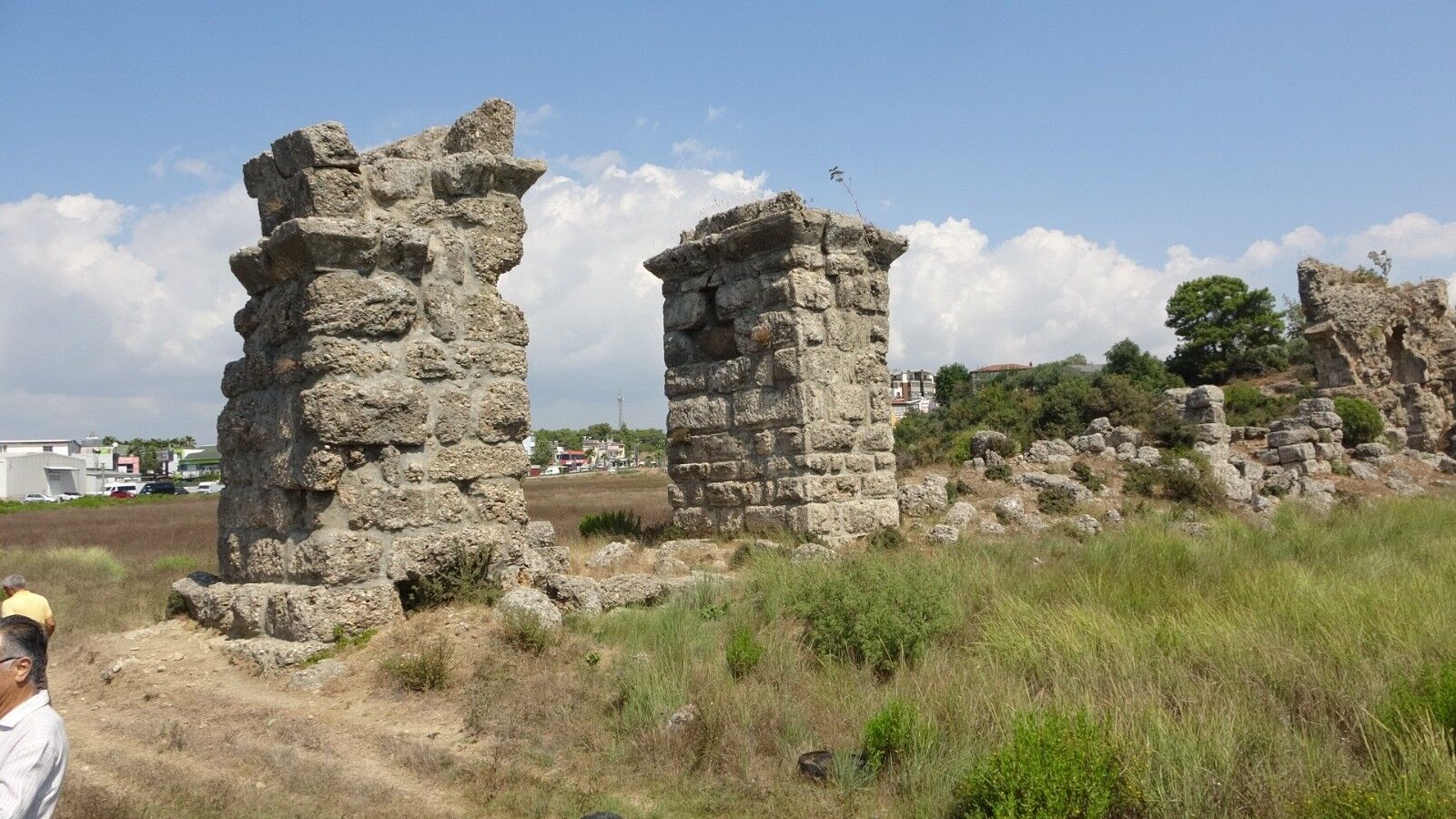 Antalya’nın 2 Bin Yıllık Tarihi Su Kemeri Zaman Yenildi (6)