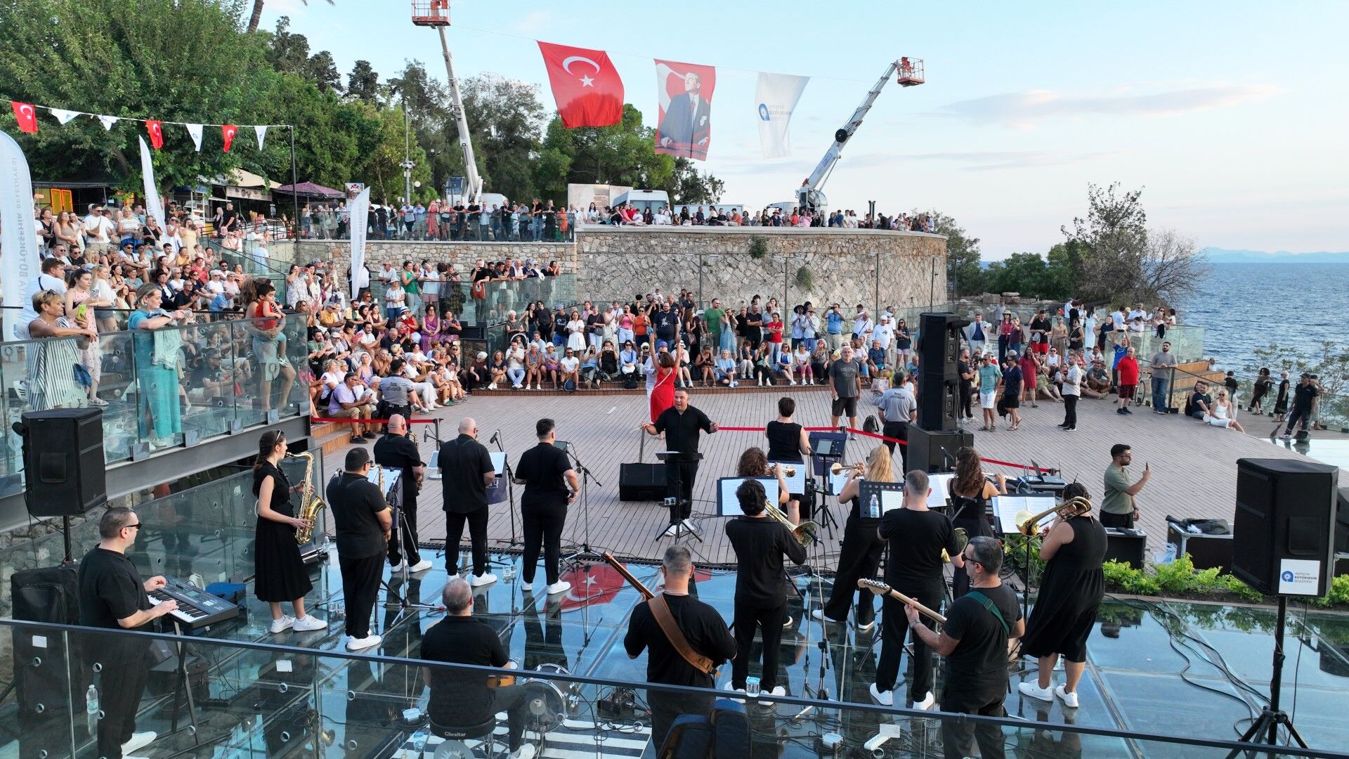 Antalya’nın 2 Bin Yıllık Tarihinde Müzik Sesleri Yükseldi (2)