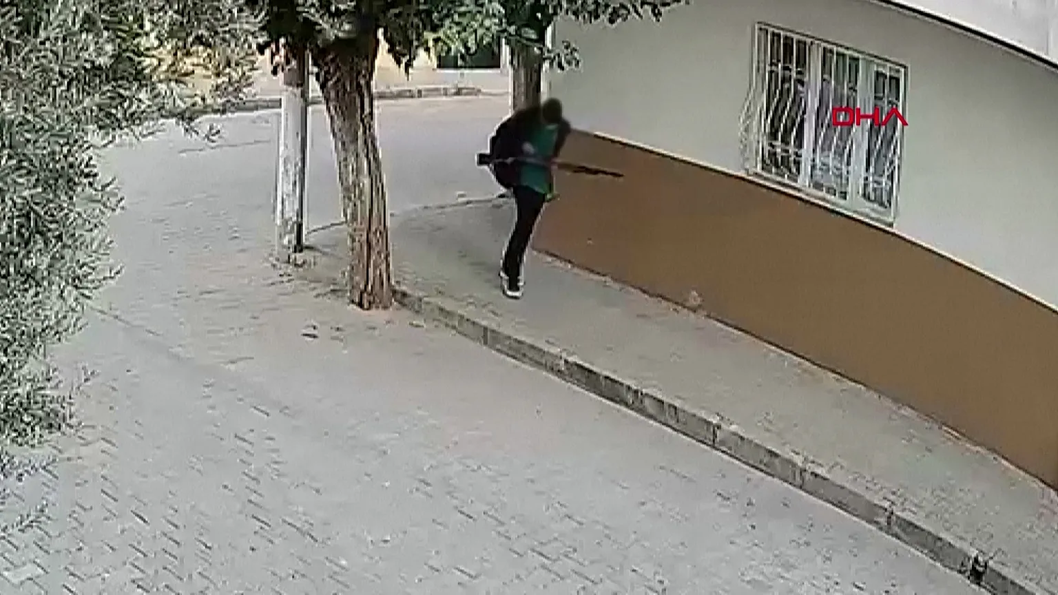 Bakan Ciftci Manisadaki Okul Saldirisinda Yaralanan Ogrencilerin Son Durumunu Acikladi (1)-1