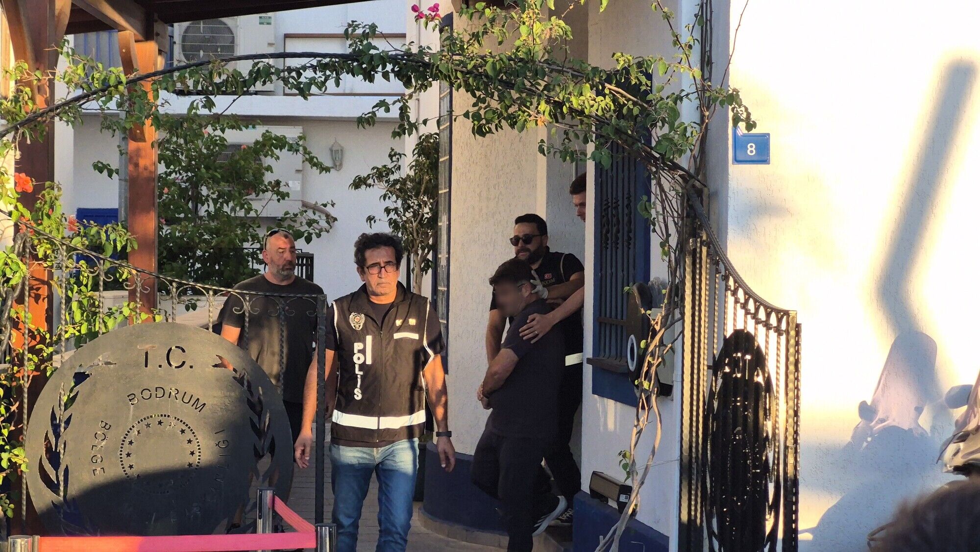Bodrum Bolge Liman Baskani Rusvet Iddiasiyla Gozaltina Allindi (3)