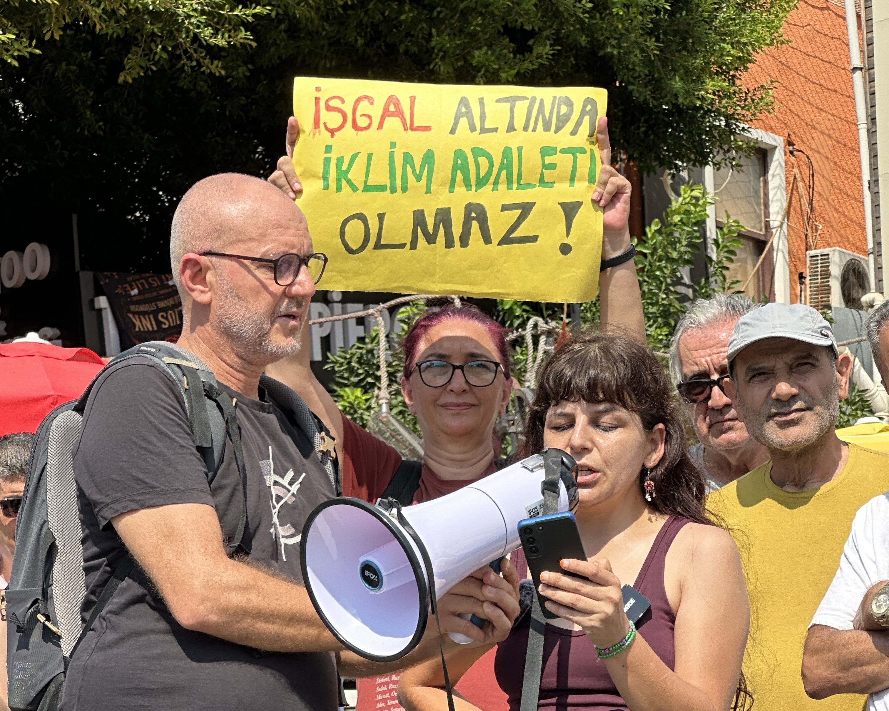 Cop31 Öncesi Antalya’da Iklim Kampanyası “Yakarsa Dünyayı Fosiller Yakar” (5)