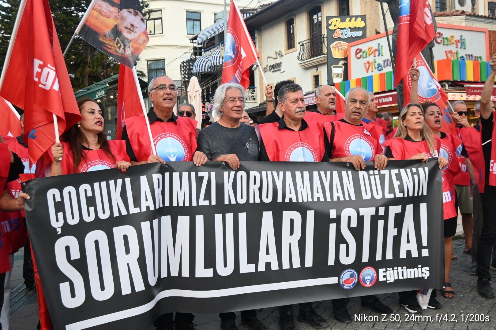 Egitim Is Antalyadan Turgutludaki Okul Saldirisina Tepki (5)