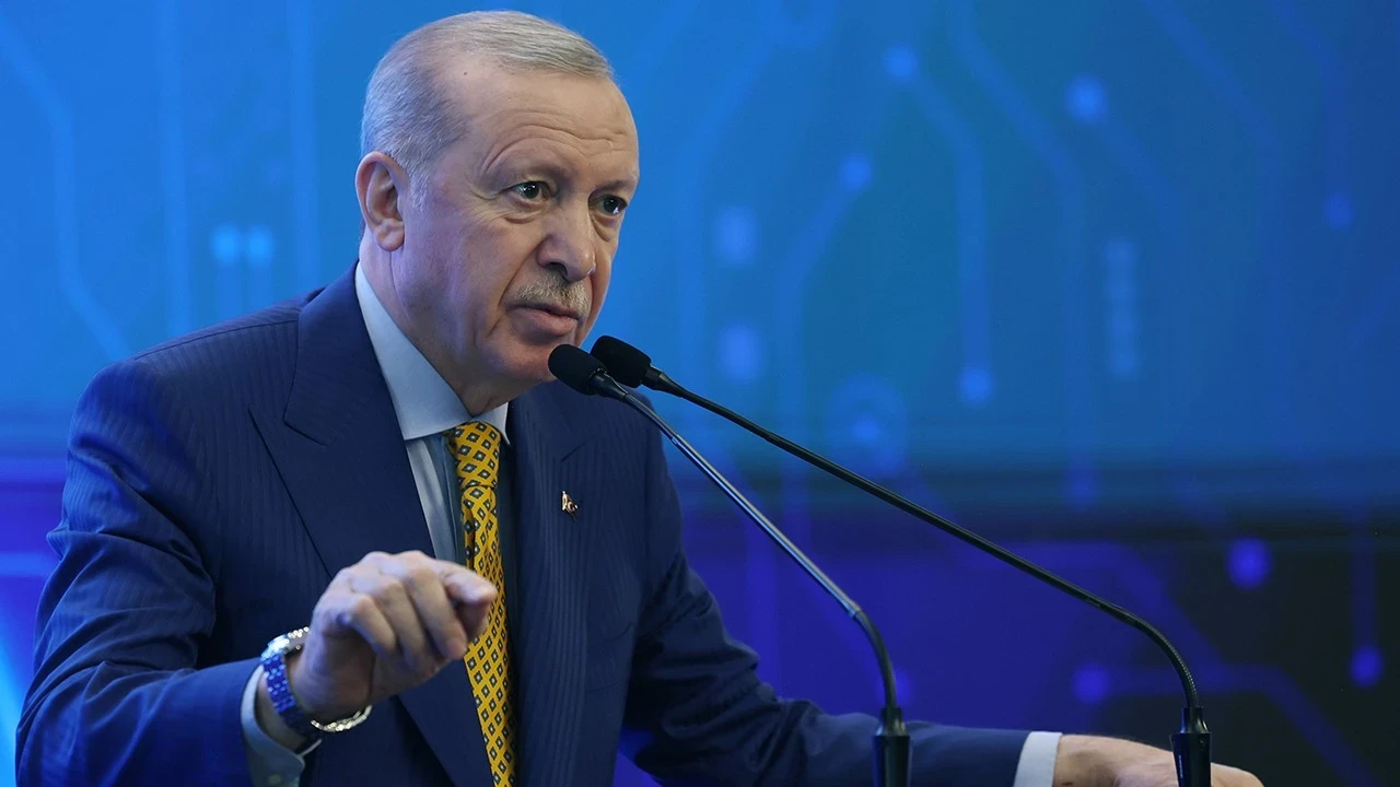 Erdogandan Ak Parti Muratpasaya Ozel Armagan (1)