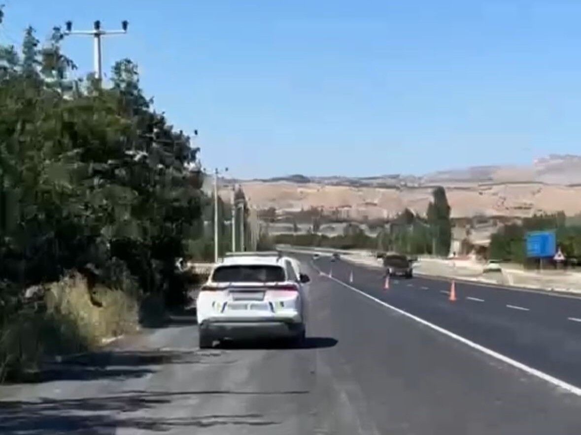 Eşini Yolda Bırakan Sürücüye Polisten ‘Ibretlik’ Ev Cezası (3)