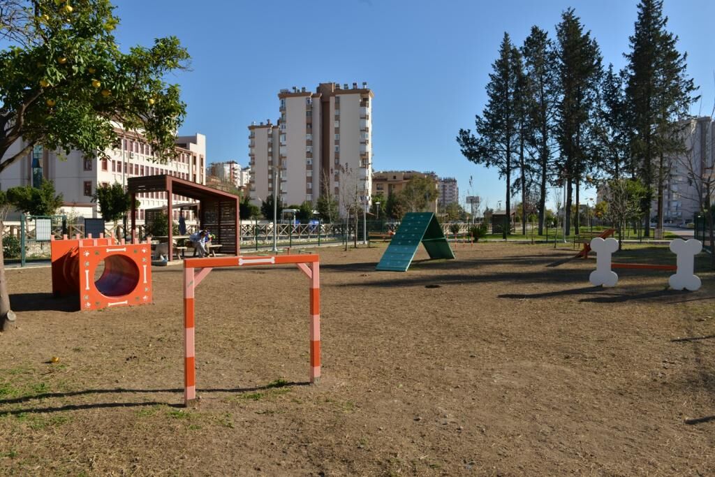 Gursu Evcil Hayvan Parki (1)