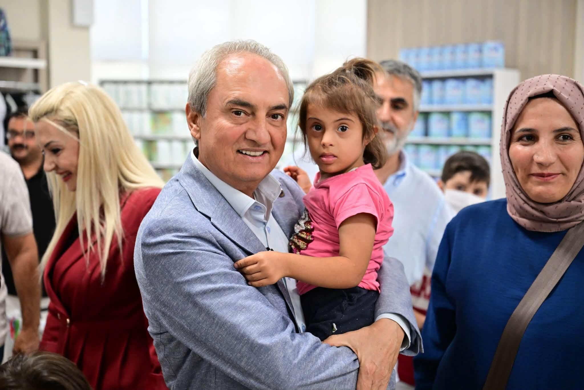 Kepez Belediyesi’nden Lösemili Çocuklara Eğitim Desteği (2)