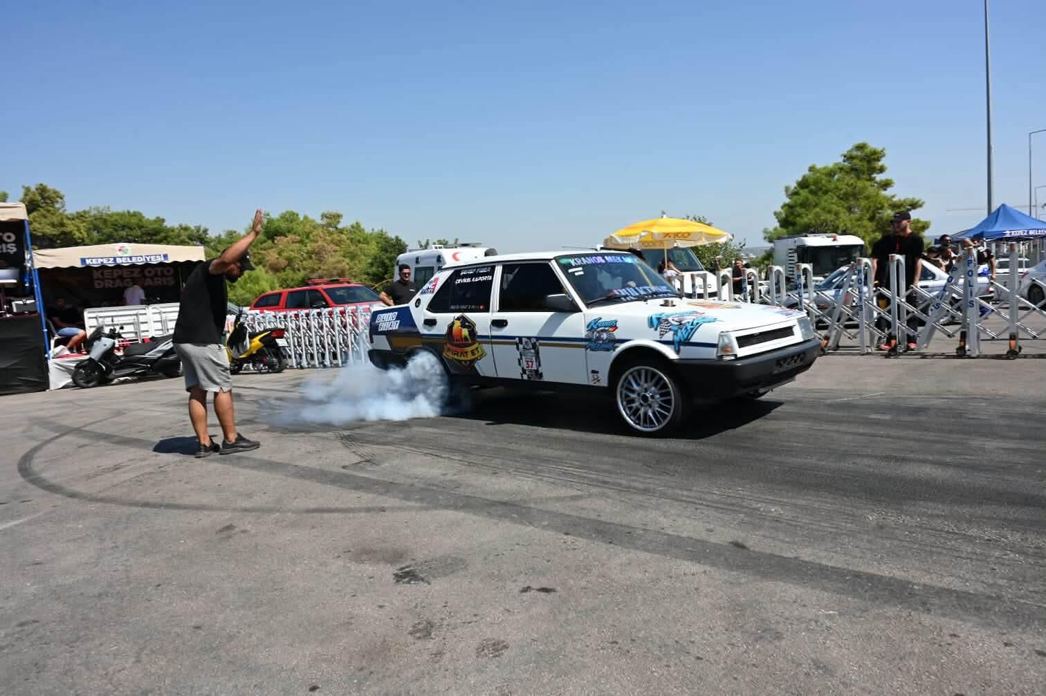 Kepez Yeni Drag Pisti’nde Şampiyonluk Yarışı Nefes Kesti (13)