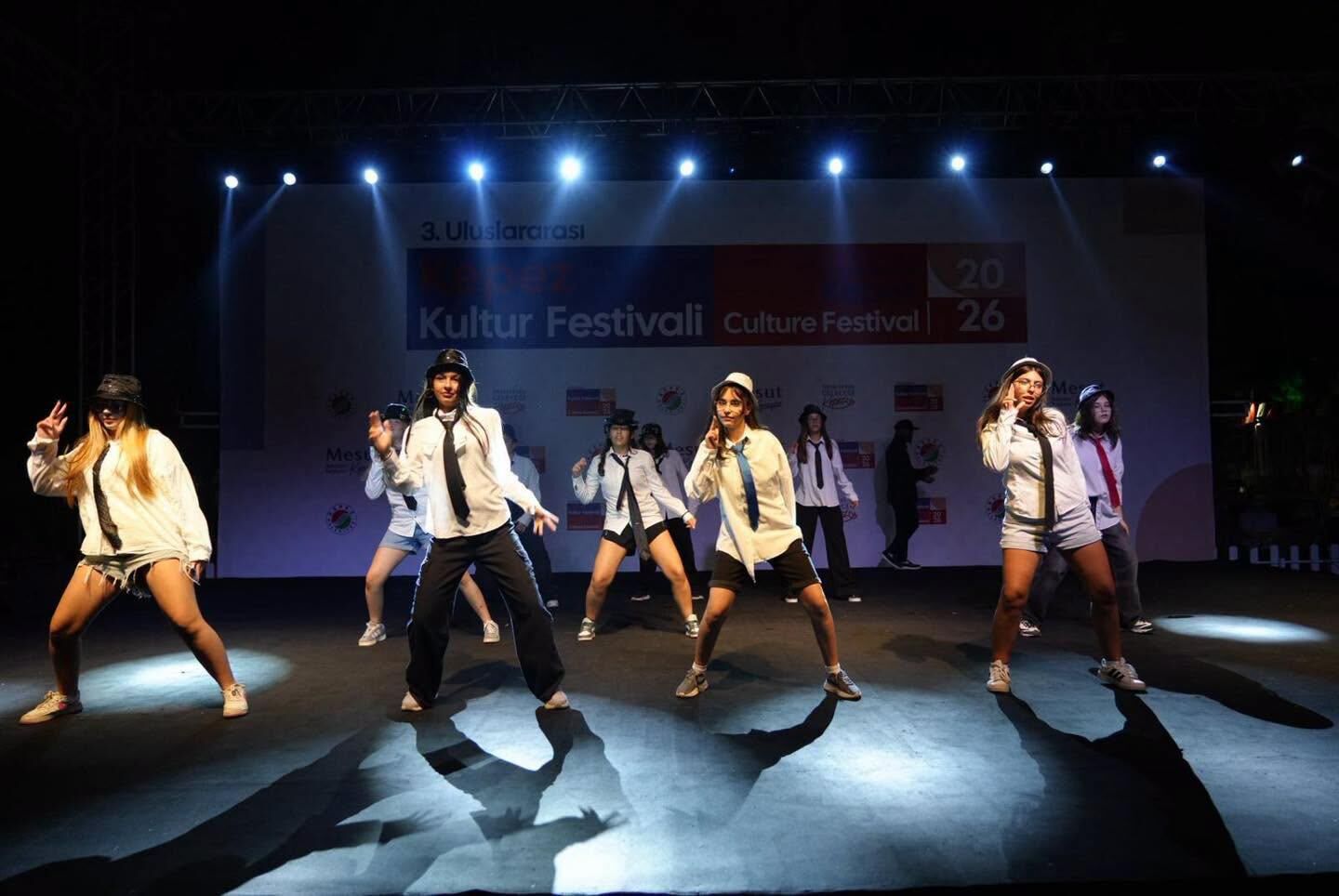 Kepez’de Miniklerin Dansı Beğeni Topladı (5)
