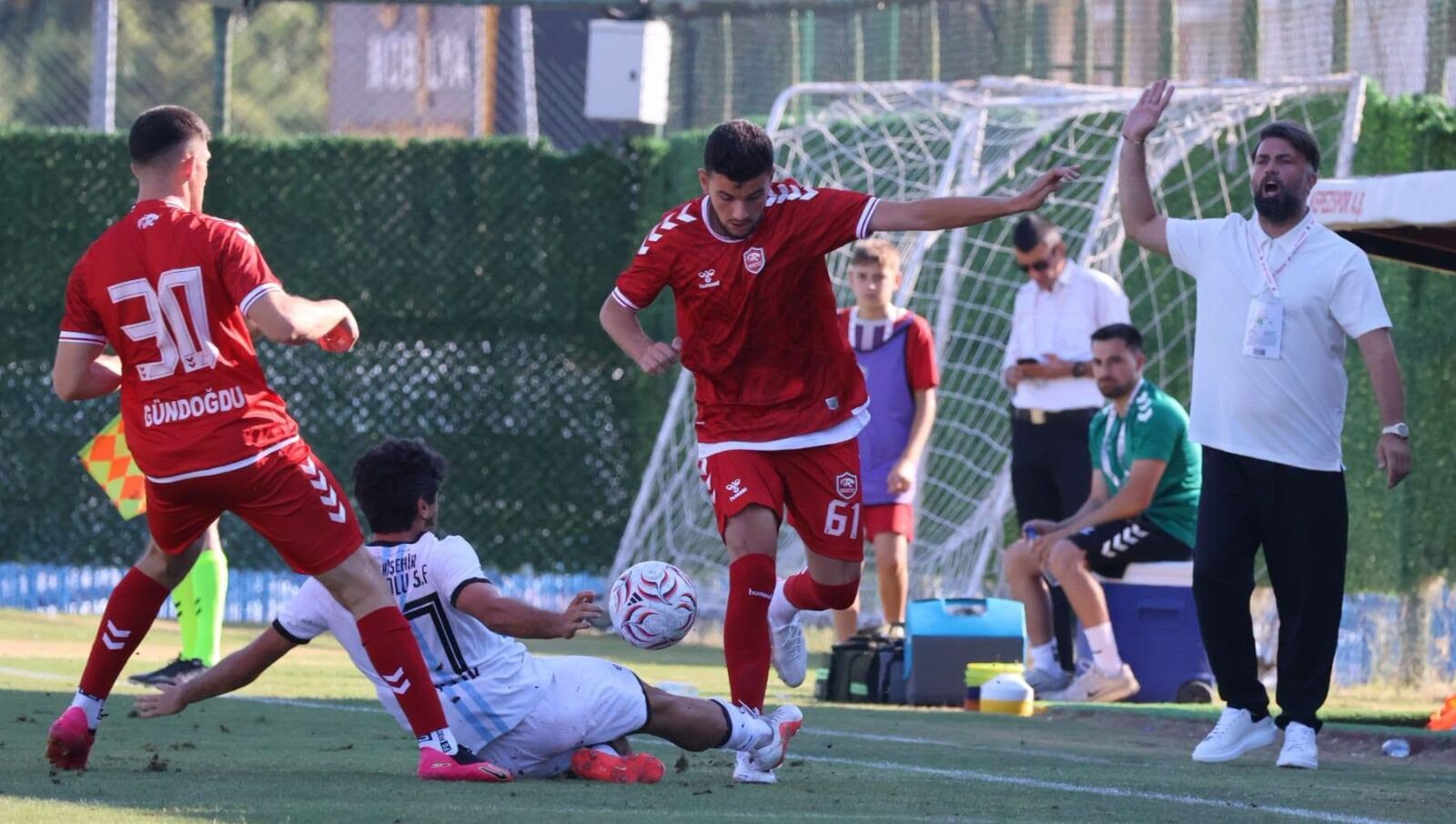 Kepezspor’da Teknik Adam Değişikliği Erken Başladı (1)