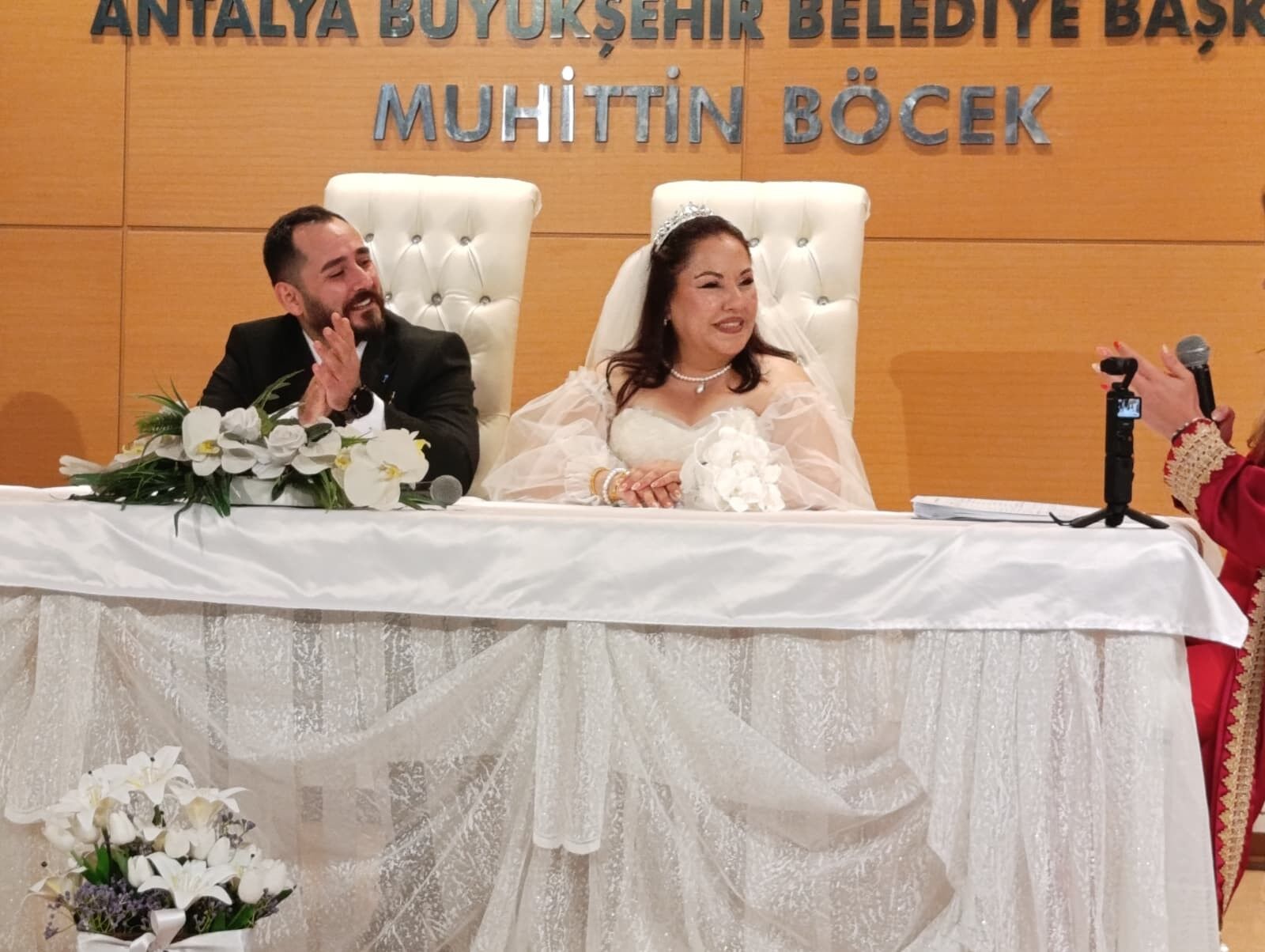 Köşe Yazarlarımız Hayatlarını Birleştirdi (11)