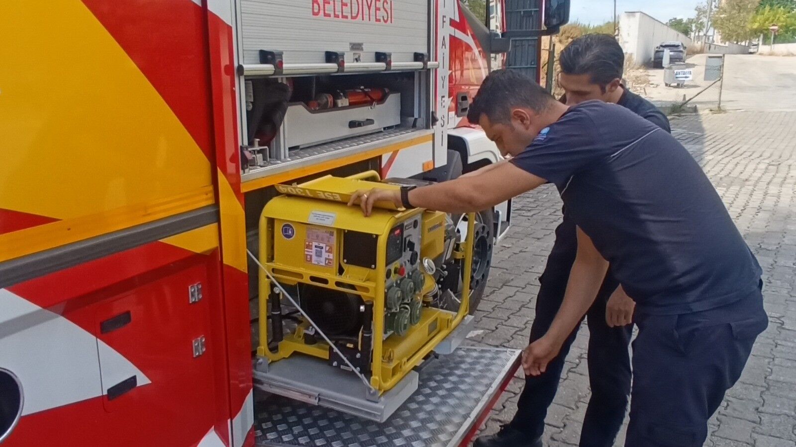 Manavgat Itfaiyesine Büyükşehir Belediyesi’nden Destek (3)