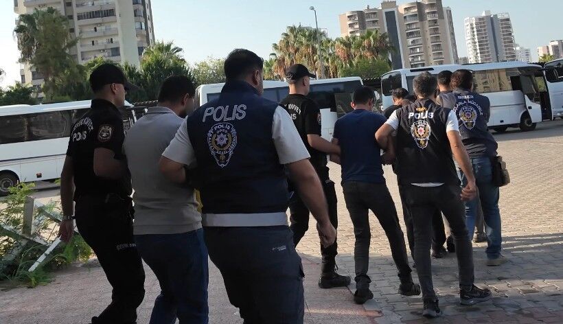Mersinde Milyarlik Yasa Disi Bahis Vurgunu (2)