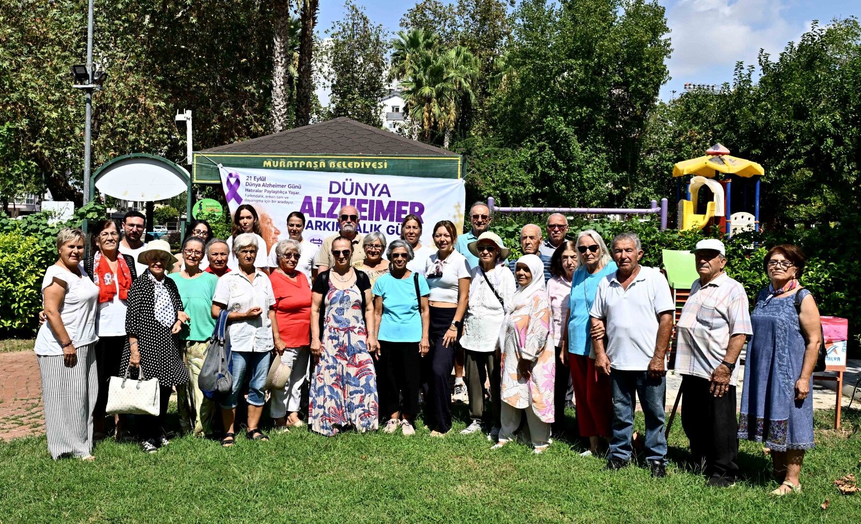Muratpaşa Belediyesi Alzheimera Dikkat Çekti (1)