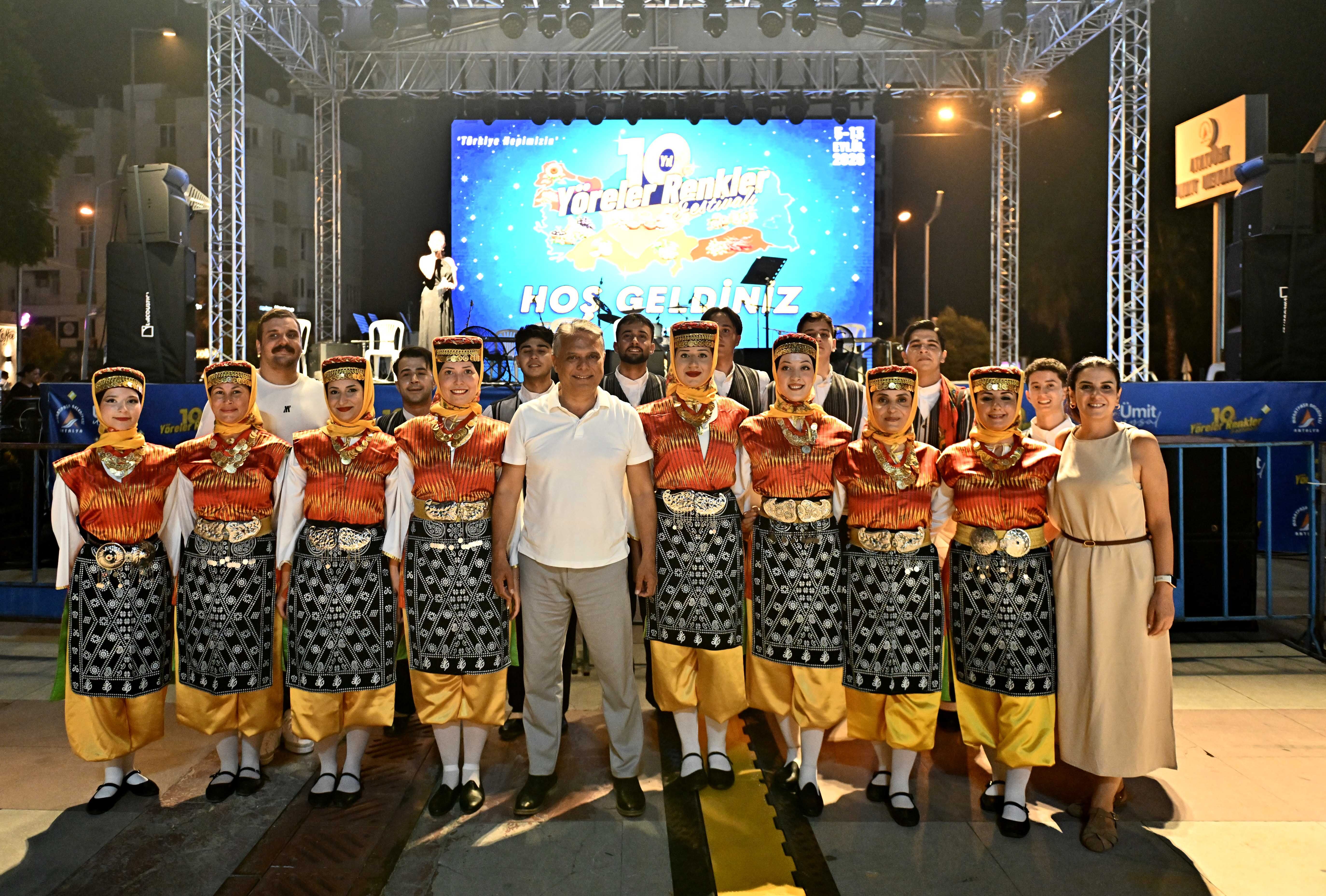 Muratpaşa’nın Yöreler Renkler Festivali’nde Güneydoğu Rüzgarı Esti (2)