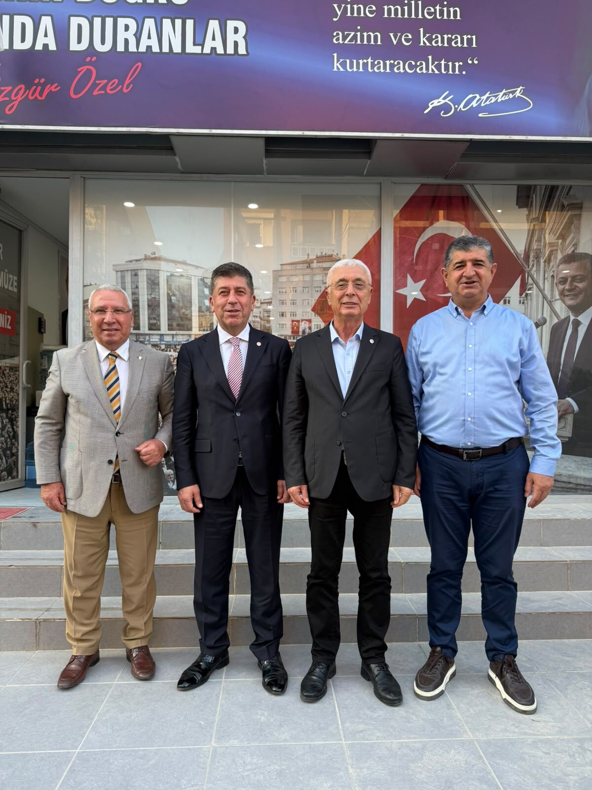 Yasar Tuzun Yeni Parti Antalyayi Ziyaret Etti (2)