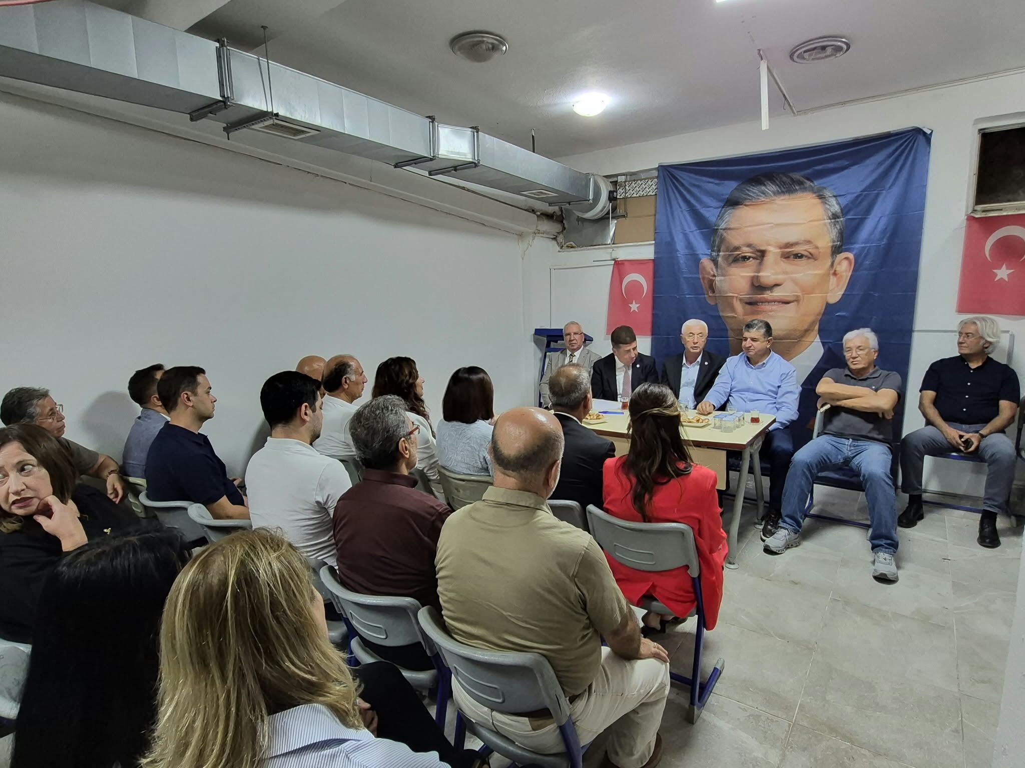 Yasar Tuzun Yeni Parti Antalyayi Ziyaret Etti (4)