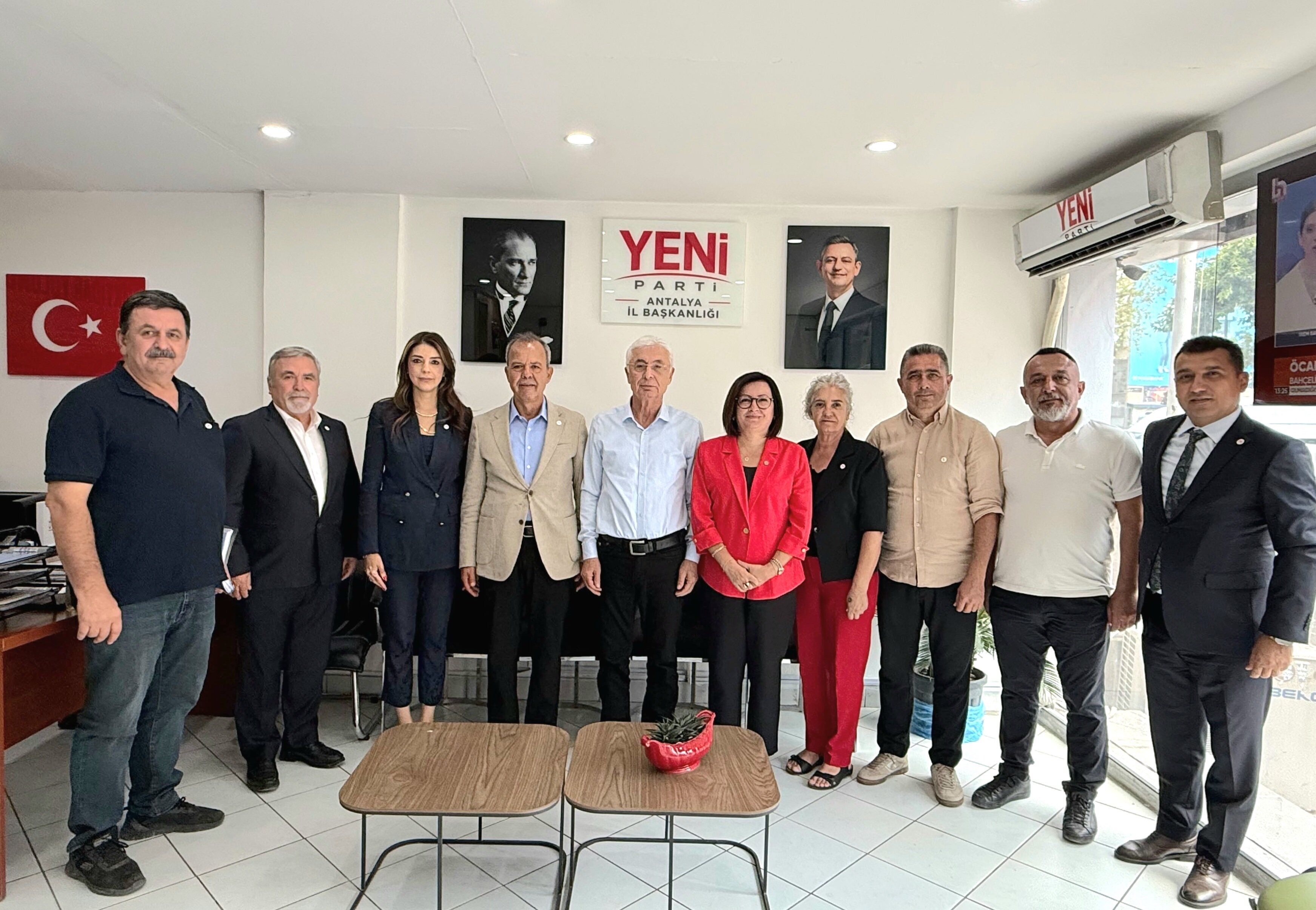 Yeni Parti Antalya Büyükşehir Meclisi’nde Ilk Kez Yer Aldı (1)-1