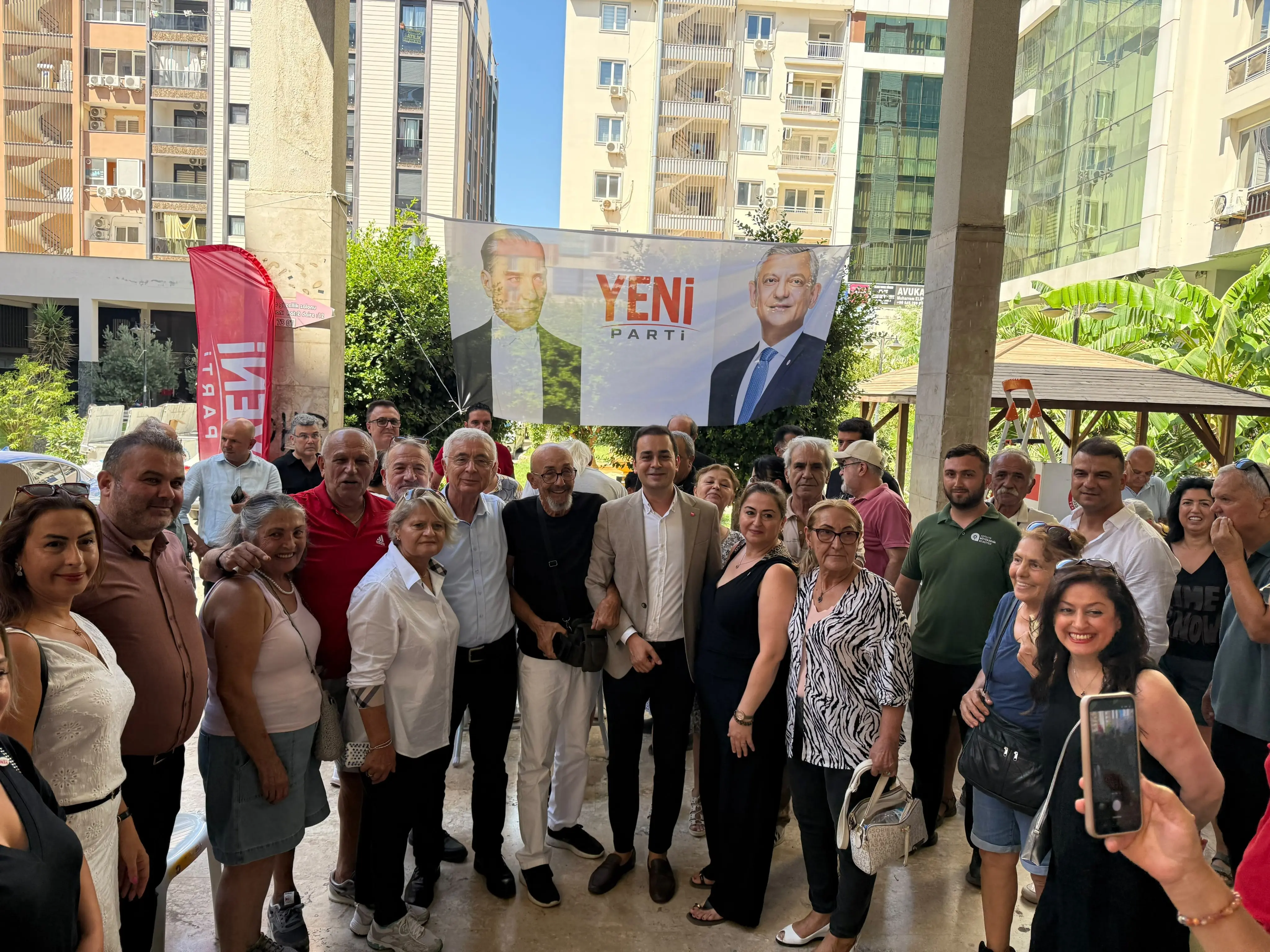Yeni Parti Muratpaşa’da Kritik Gün! Kıran Adaylığını Açıkladı (1)