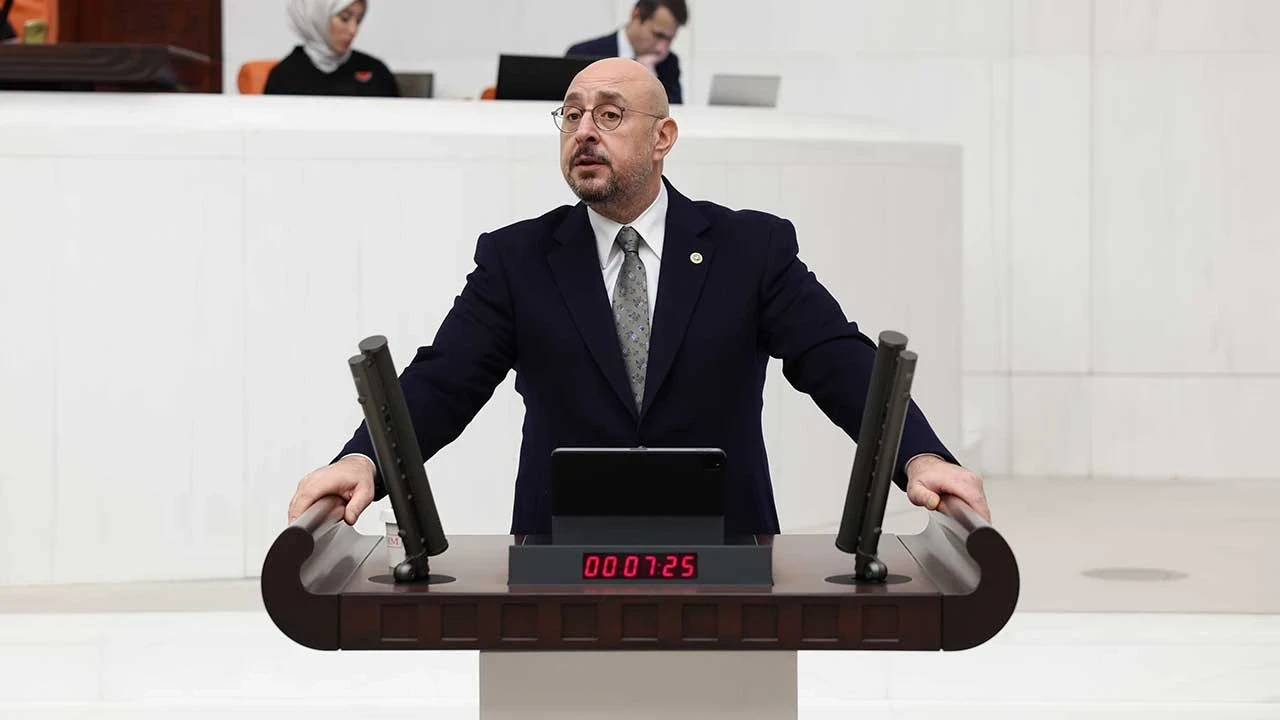 60 Kişilik Atama Antalya Milletvekilini Çileden Çıkardı (2)