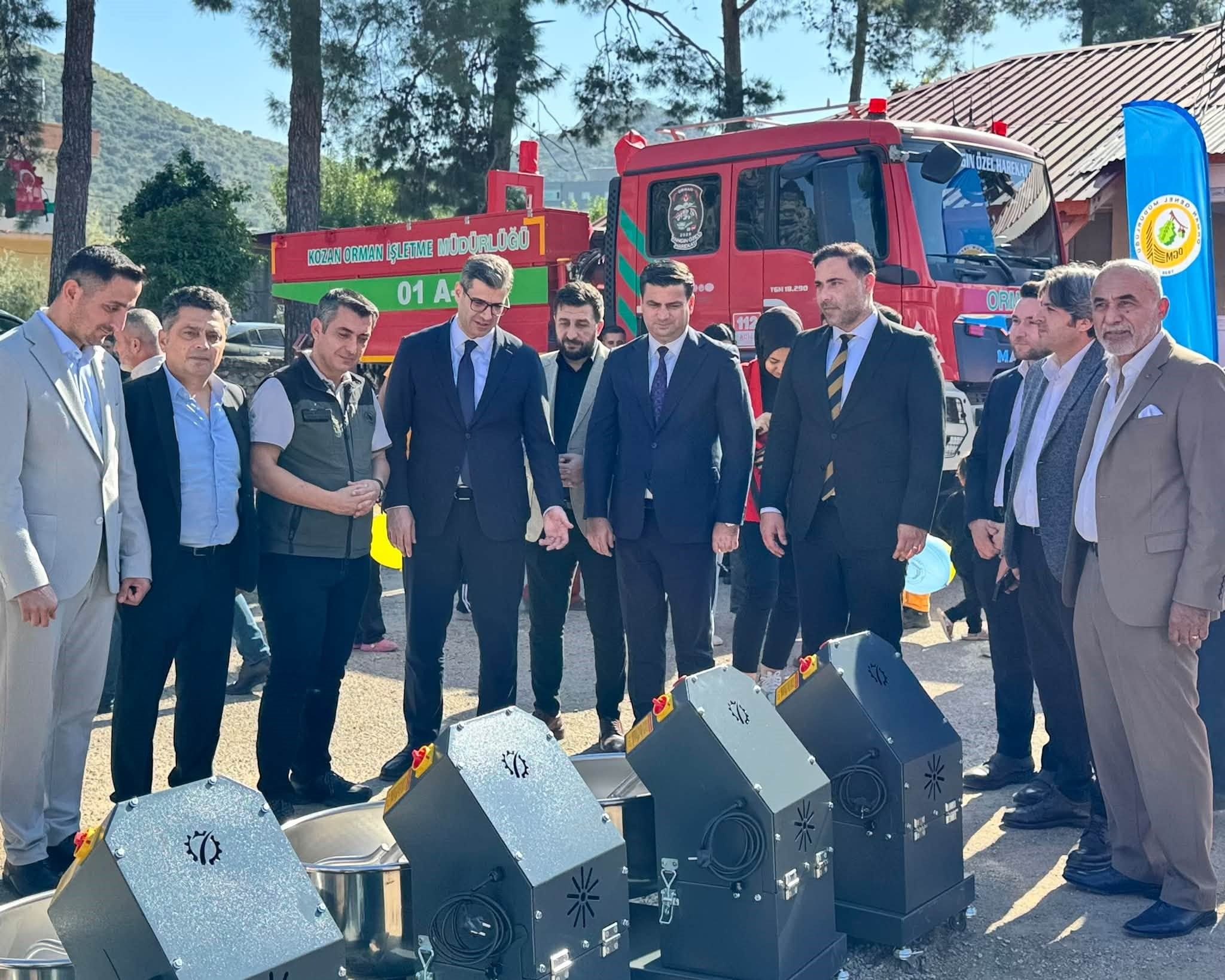 Adana’da 27 Kadına 840 Bin Liralık Makine Desteği (1)