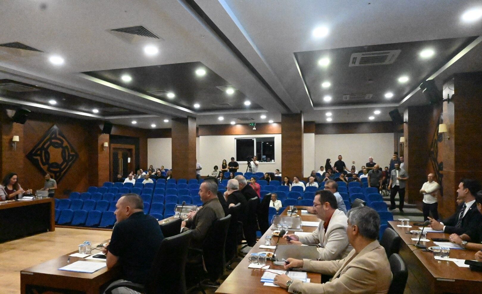 Ak Parti, Cem Kotan’a Emekli Üzerinden Yüklendi (3)