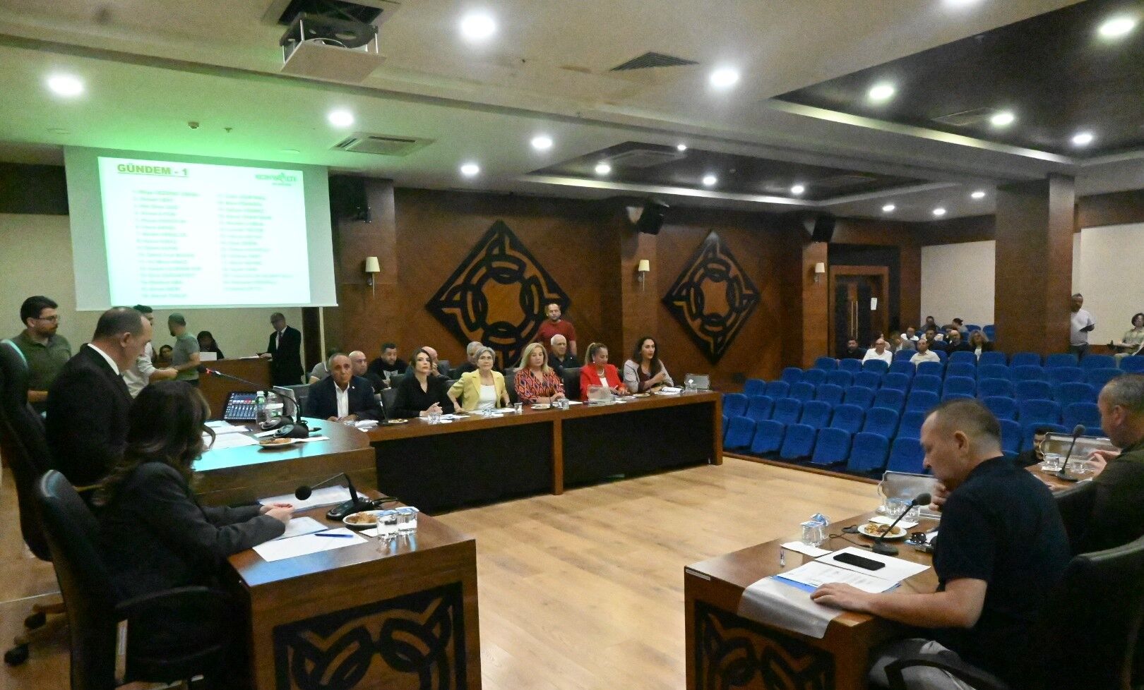 Ak Parti, Cem Kotan’a Emekli Üzerinden Yüklendi (5)