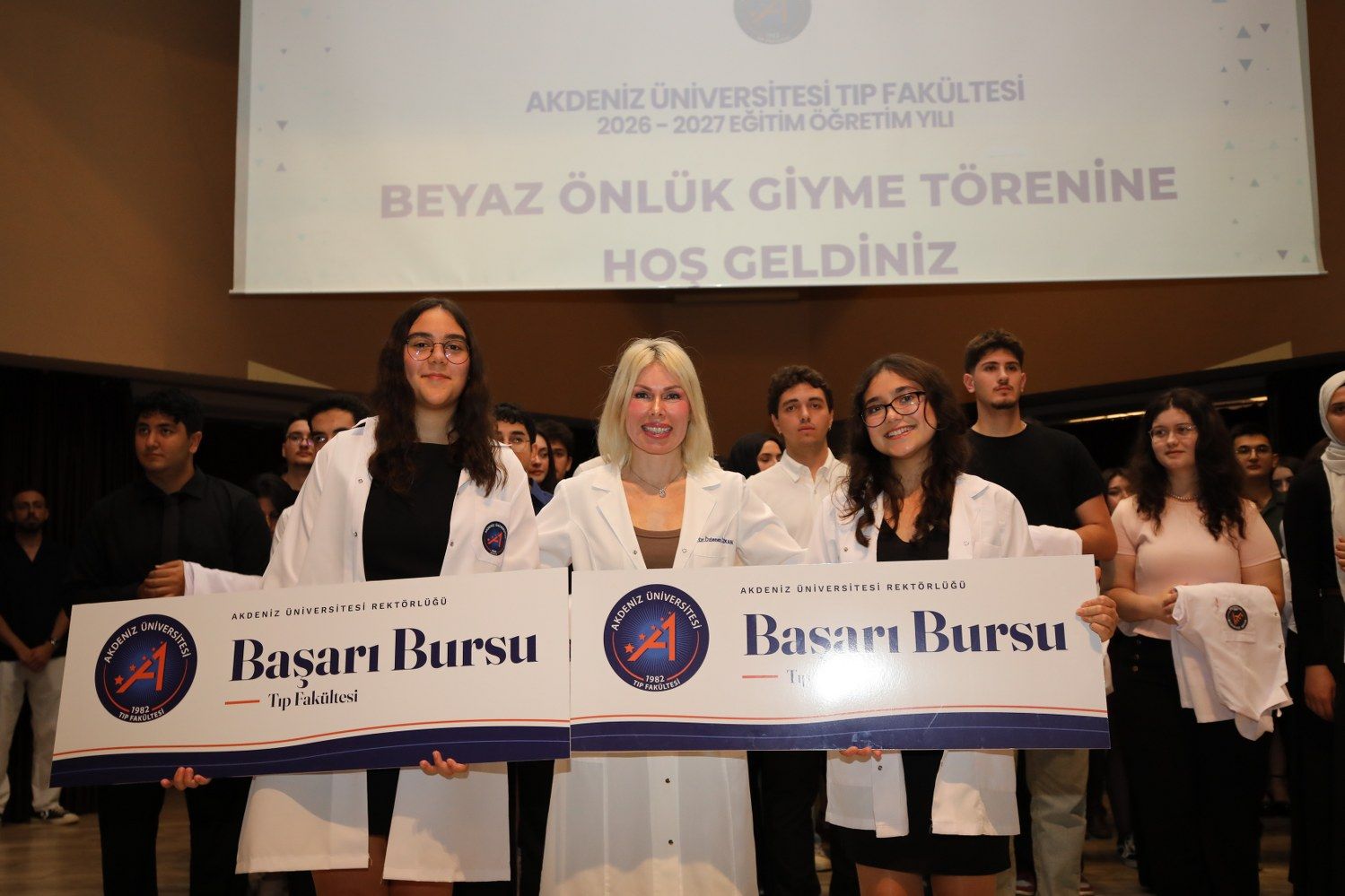 Akdeniz Üniversitesi’nde 330 Hekim Ilk Adımı Attı (6)